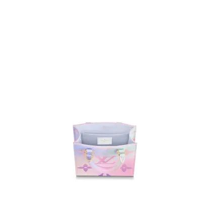 Petit Sac Plat Bag M81341