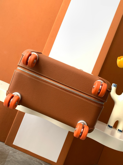 HRS High-End Travel Suitcase