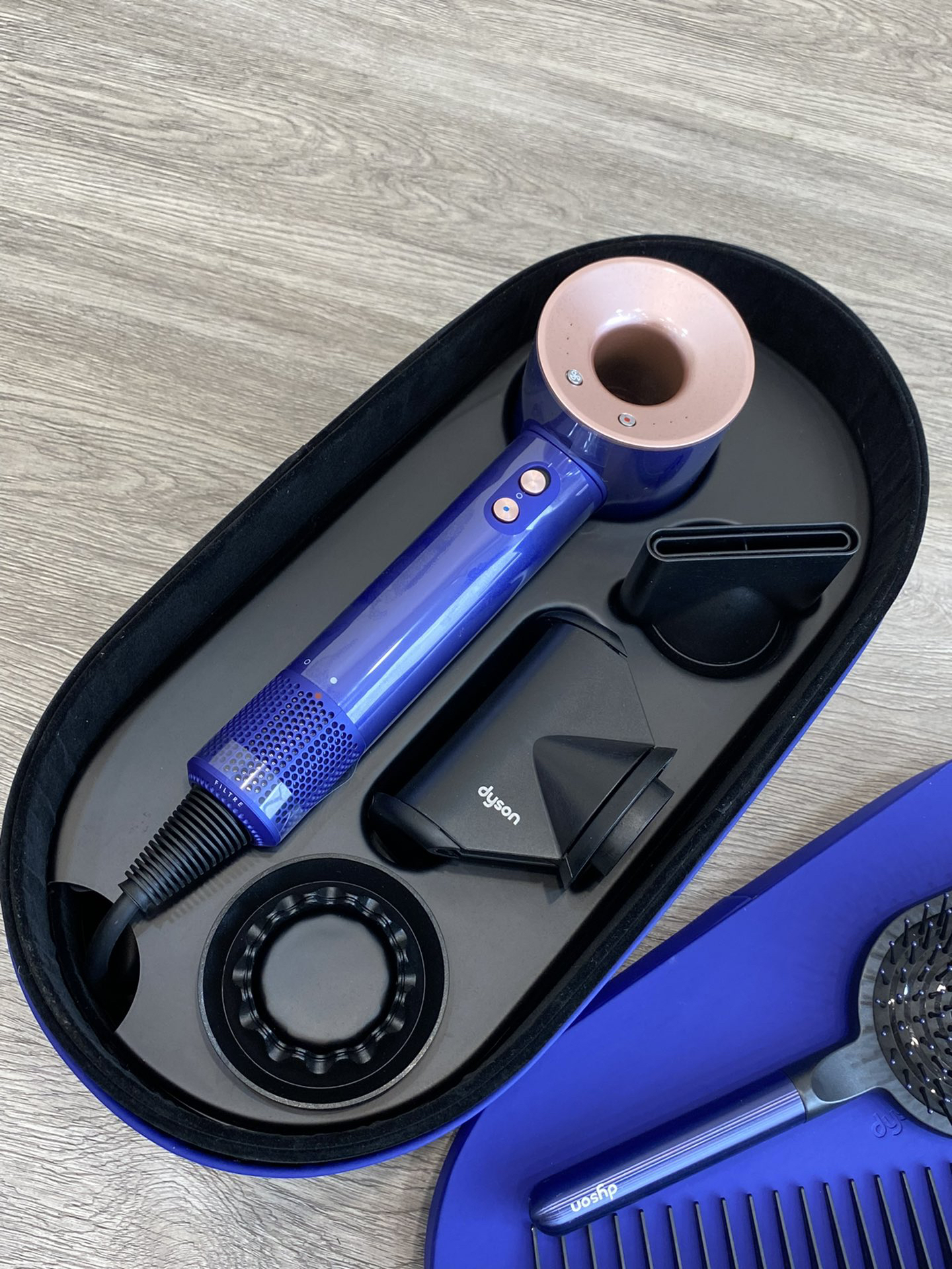 DY Smart Hair Dryer