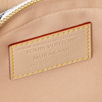 LthtV x TM Handbag East West M13084