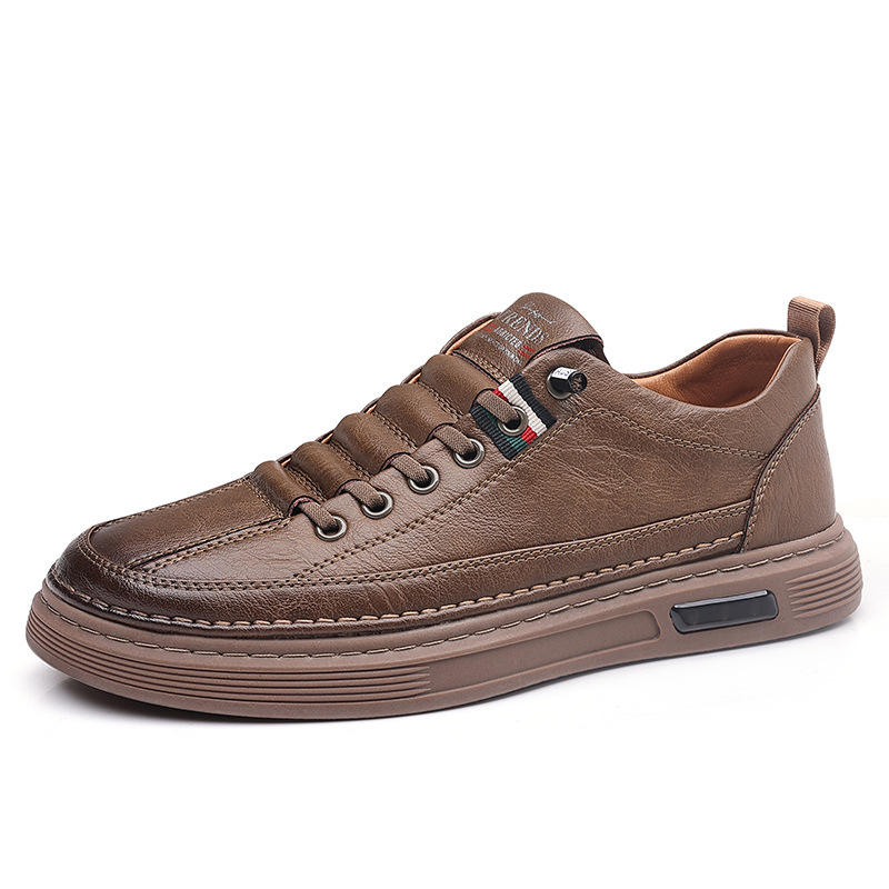 Scarpe in pelle morbide e comode (il supporto dell'arco plantare rende i piedi più comodi)