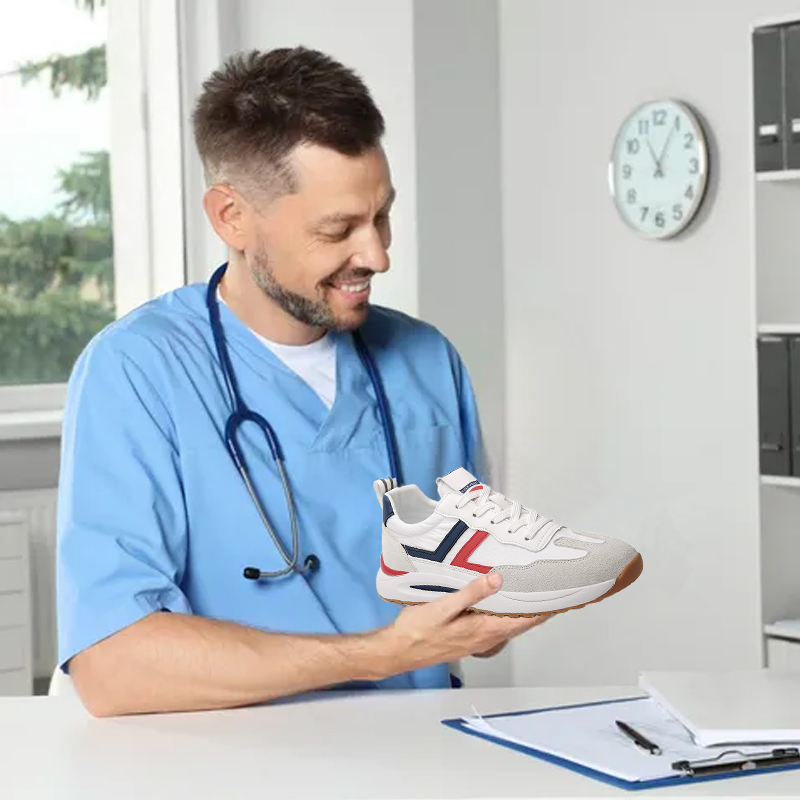 Oggi ci sono scarpe da ginnastica ortopediche scontate del 50% con suole ultra morbide che riducono la pressione e il dolore per un maggiore comfort sui tuoi piedi. Proteggi le articolazioni dei piedi.