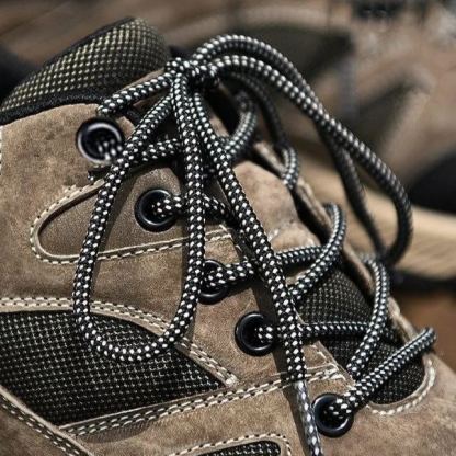 Lo sconto di oggi è del 50%. Le sneakers da uomo sono progettate ergonomicamente per proteggere meglio i piedi e alleviare la pressione.