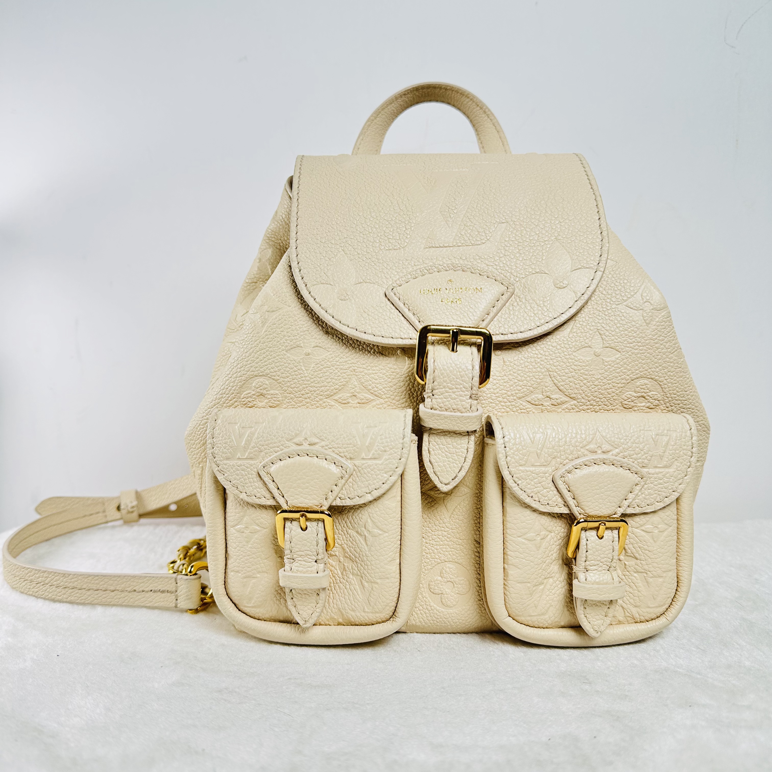 【#561】Pre-owned Louis Vuitton Montsouris Cream Empreinte Leather Calfskin Backpack BJ11021L050165 