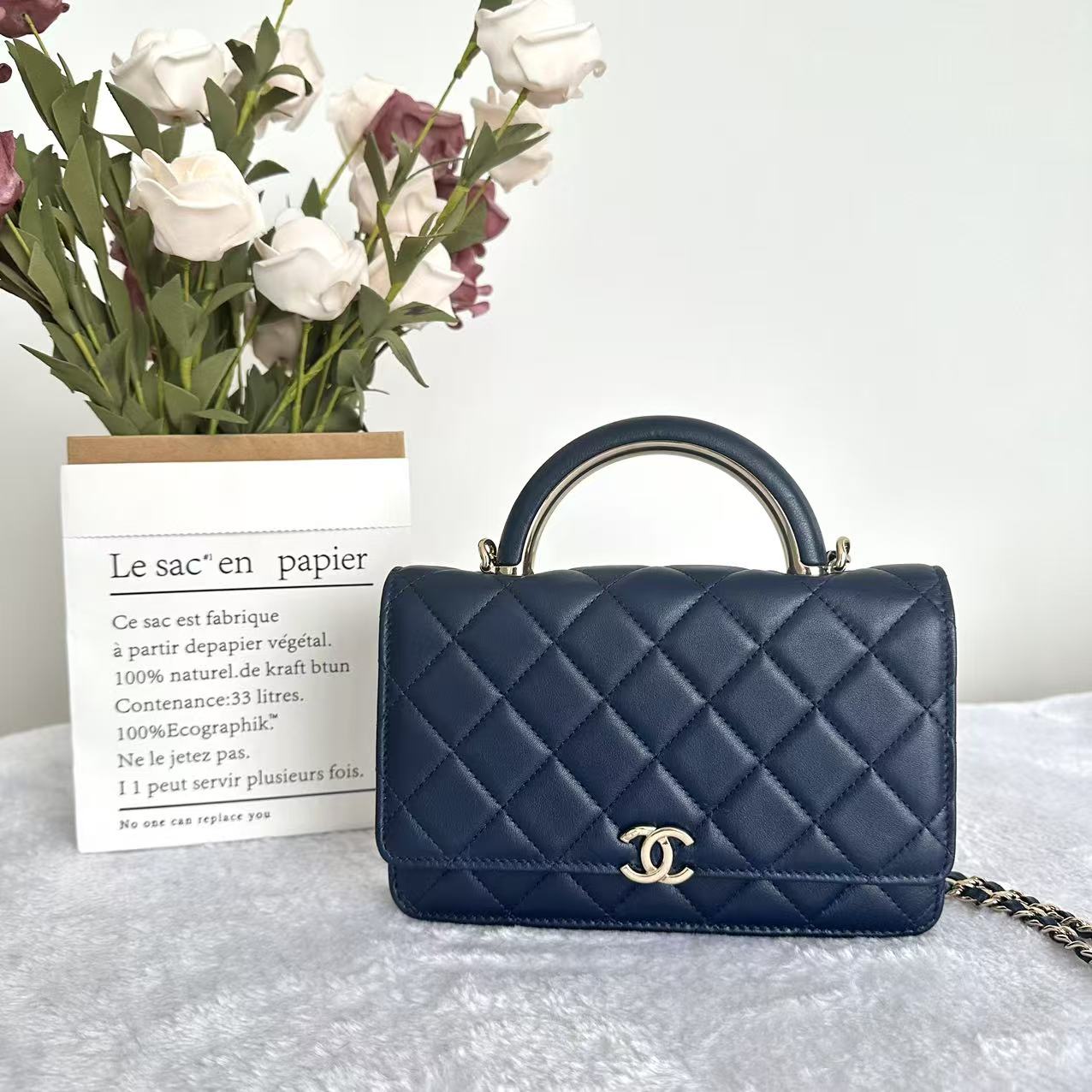 【#562】Pre-owned CHANEL WOC Blue Lambskin Handbag Shoulder Bag Crossbody Bag BJ1102205017