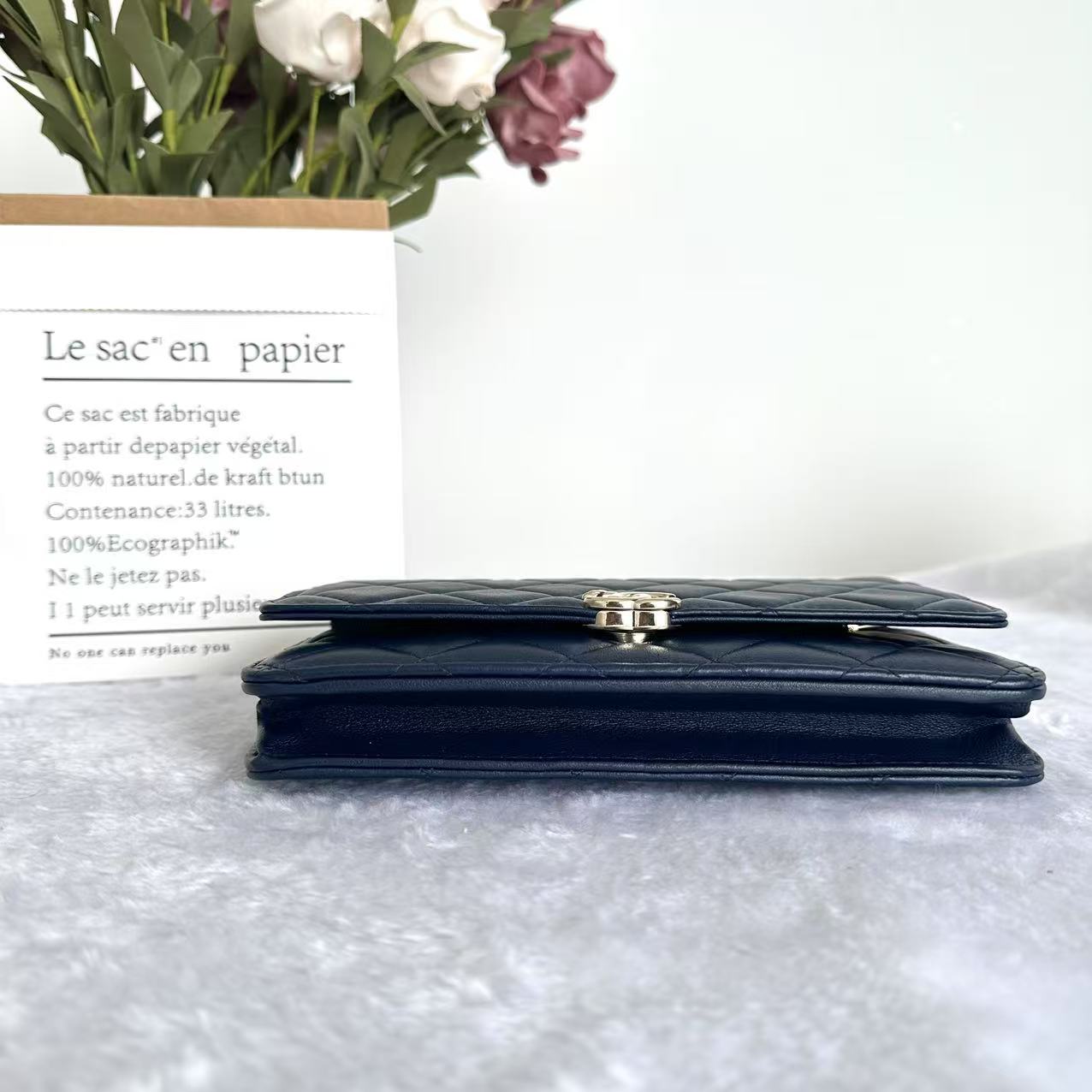 【#562】Pre-owned CHANEL WOC Blue Lambskin Handbag Shoulder Bag Crossbody Bag BJ1102205017