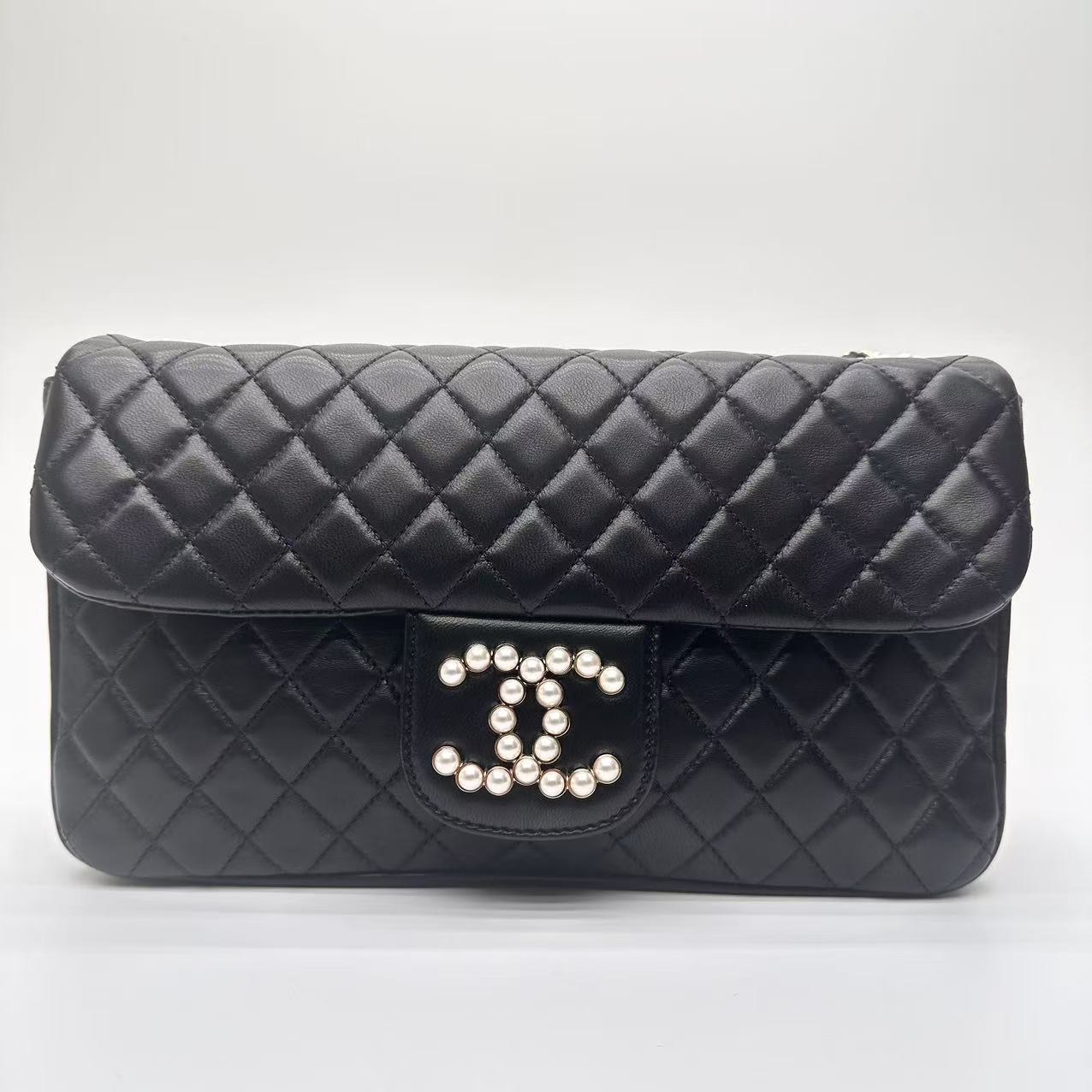 【#568】Pre-owned CHANEL Westminster Limited Edition Pearl Flap Classic Flap Lambskin Shoulder Bags BJ110121305024 