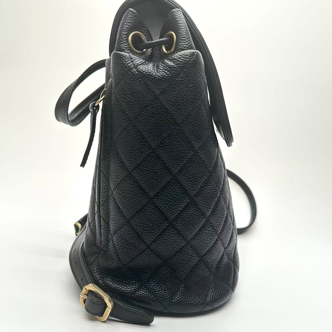 【#565】Pre-owned CHANEL Filigree Grained Calfskin Backpack  BJ11018050185