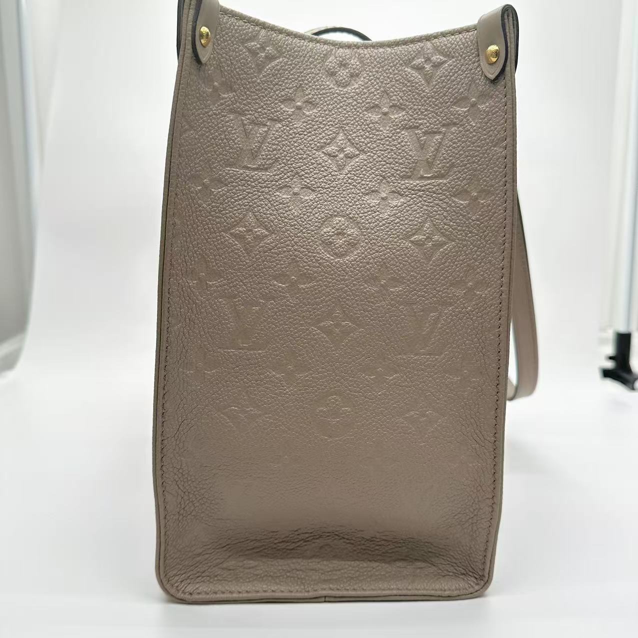 【#544】Pre-owned Louis Vuitton Onthego Elephant Grey Gained Calfskin Tote Bag BJ110MC05013 