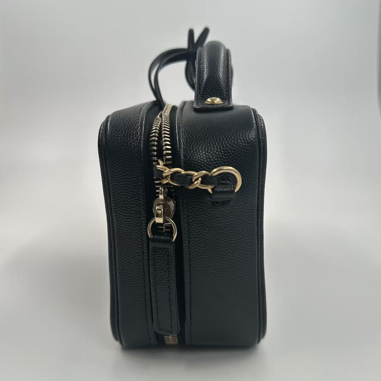 【#559】Pre-owned Louis Vuitton Vanity Case Black Camera Bag Caviar Leather Crossbody Bags(With Black Card) BJ1101905015