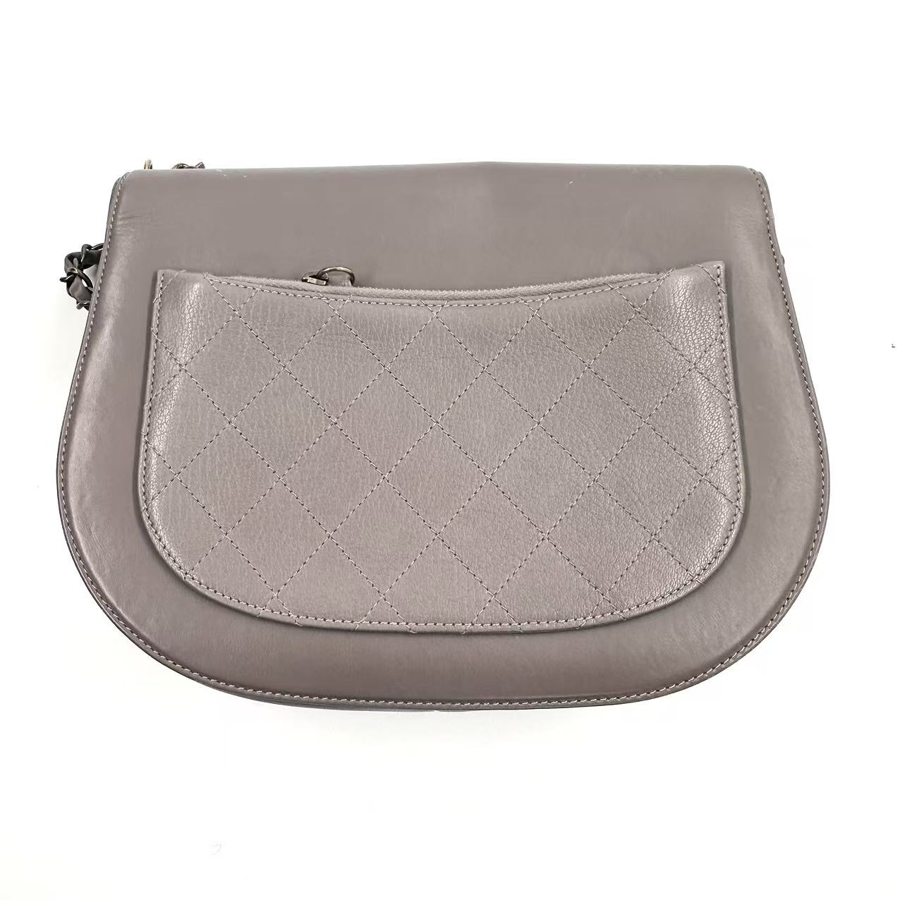 【#537】Pre-owned CHANEL Coco Curve Calfskin Shoulder Bags BJ11017 1805011