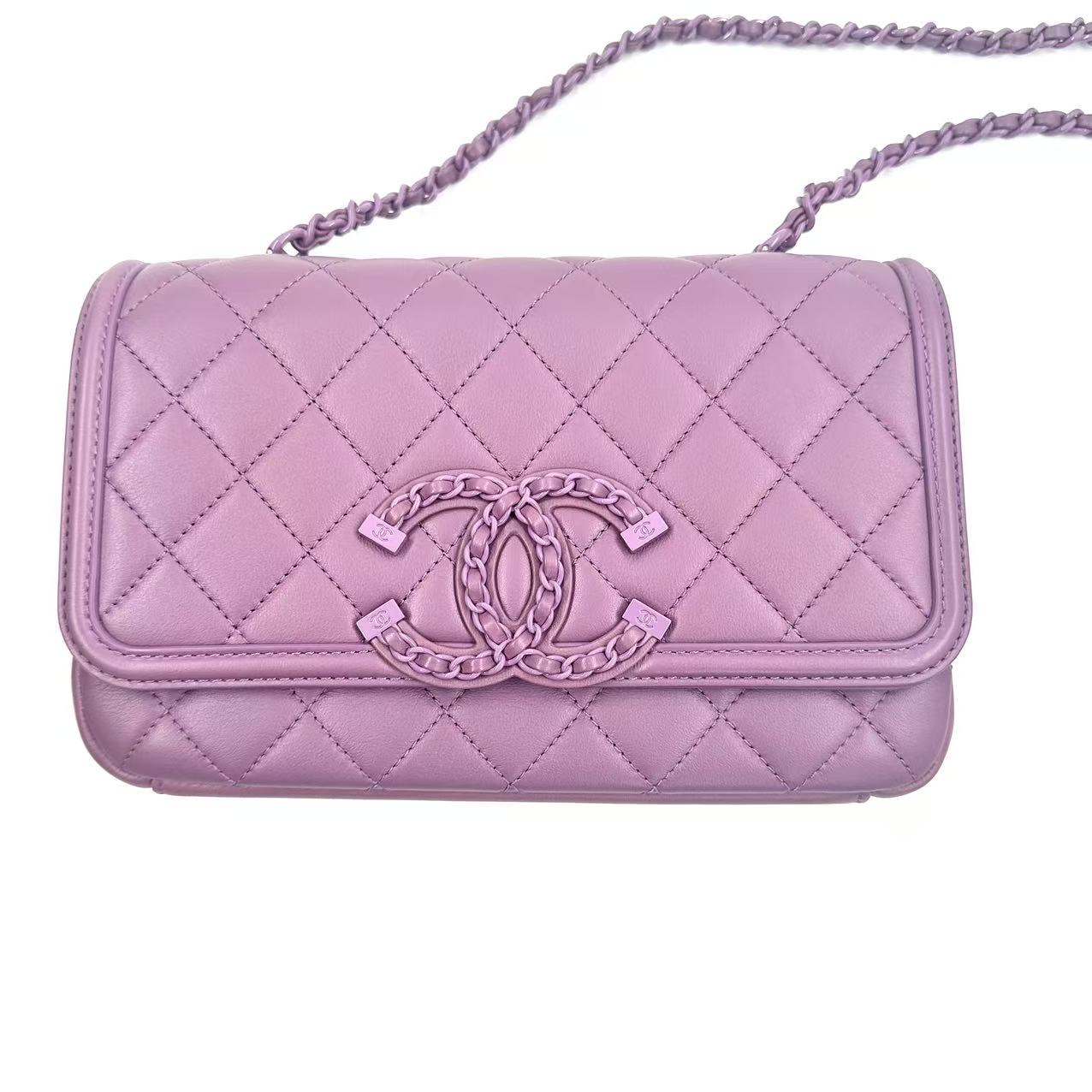 【#564】Pre-owned CHANEL Classic Flap Purple Calfskin Crossbody Bag BJ11020050180 