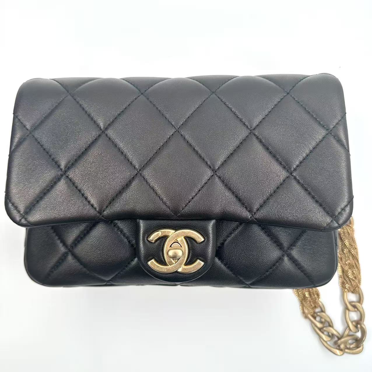 【#567】Pre-owned CHANEL Classic Flap Tassel Square Flap Microchip    Lambskin Shoulder Bag BJ1109905024 
