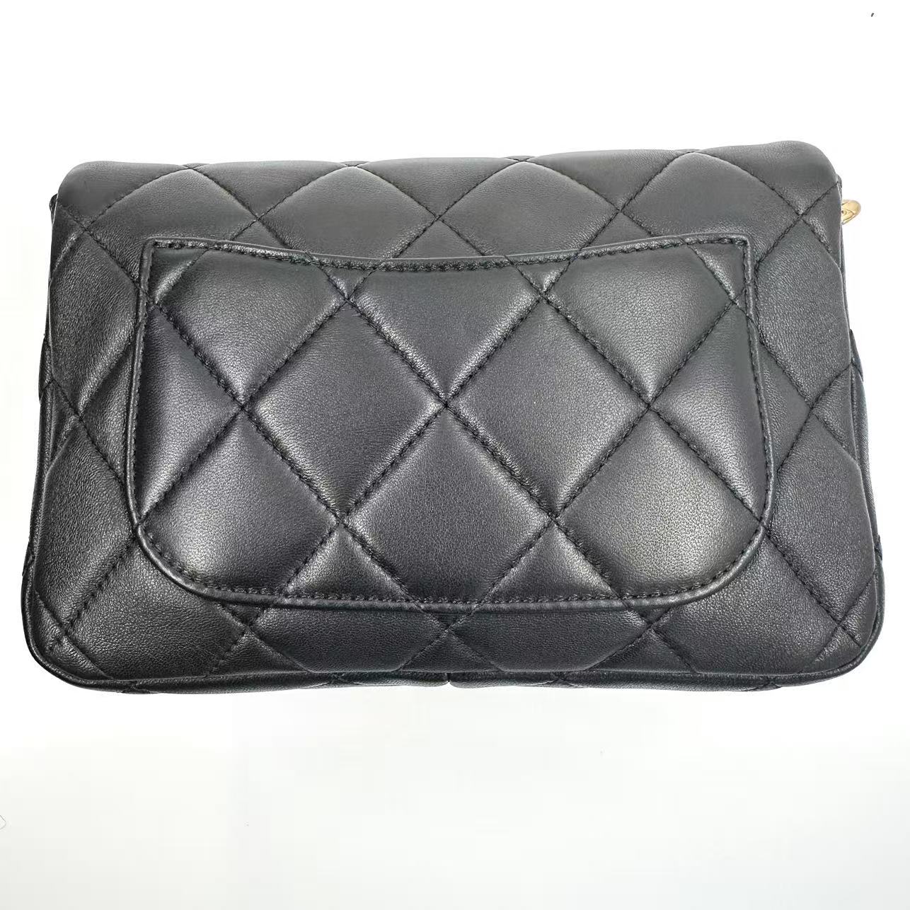 【#567】Pre-owned CHANEL Classic Flap Tassel Square Flap Microchip    Lambskin Shoulder Bag BJ1109905024 