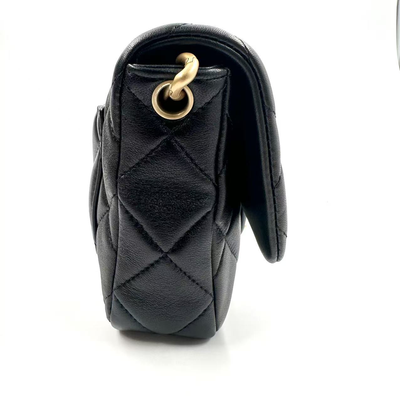 【#567】Pre-owned CHANEL Classic Flap Tassel Square Flap Microchip    Lambskin Shoulder Bag BJ1109905024 