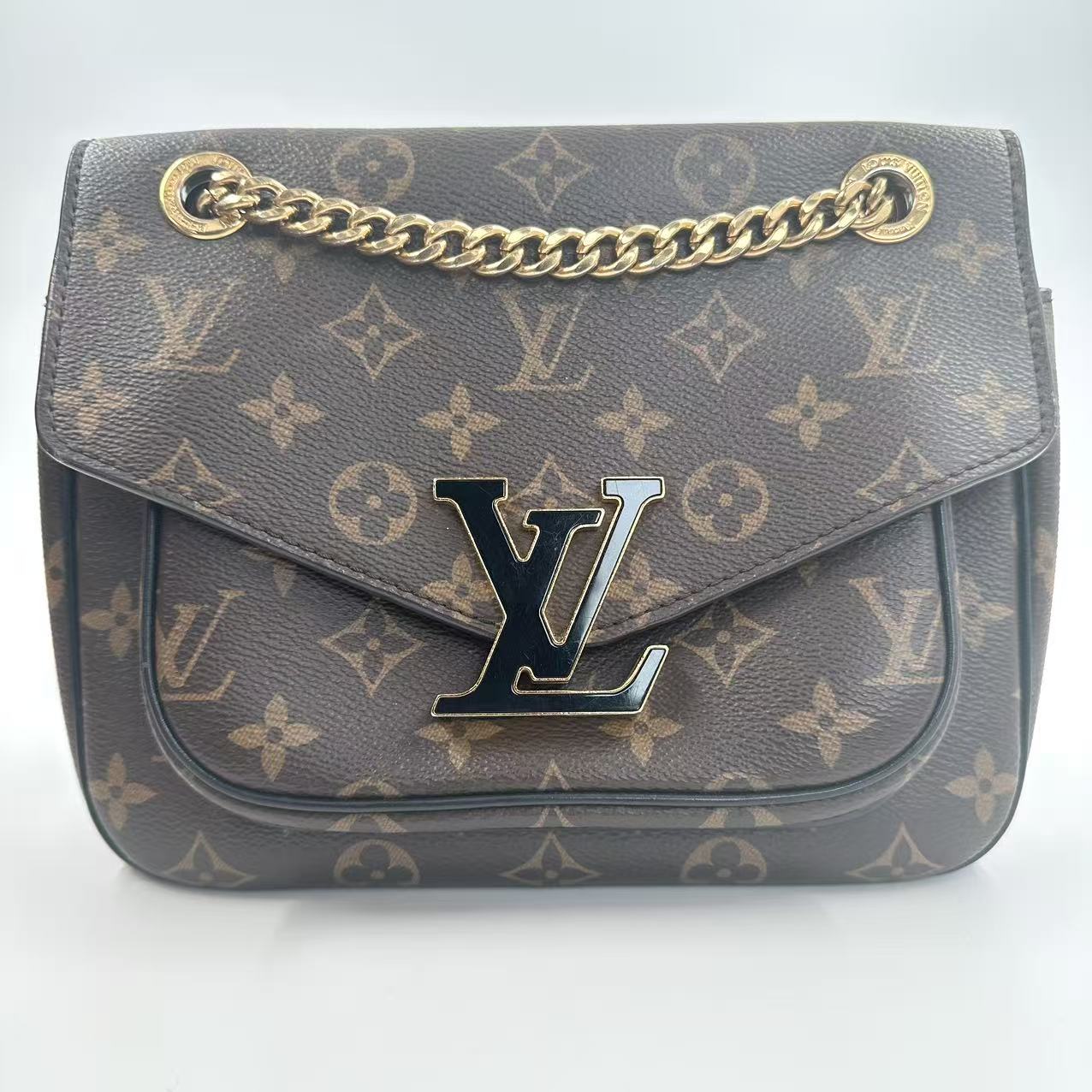 【#524】Pre-owned Louis Vuitton Passy Canvas Shoulder Bag BJ11021L04095 