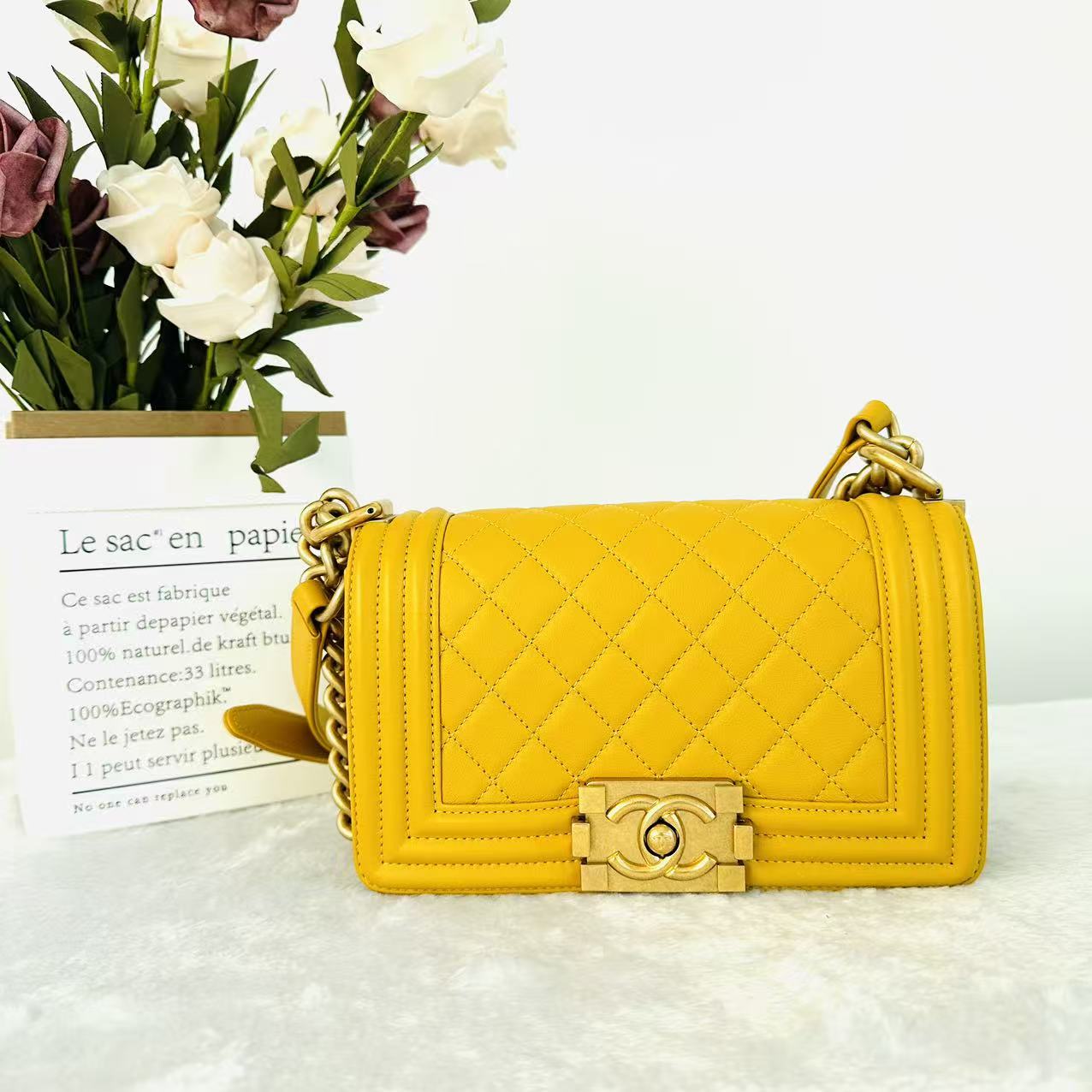 【#560】Pre-owned CHANEL Leboy Yellow Lambskin Shoulder Bag BJ11019050155
