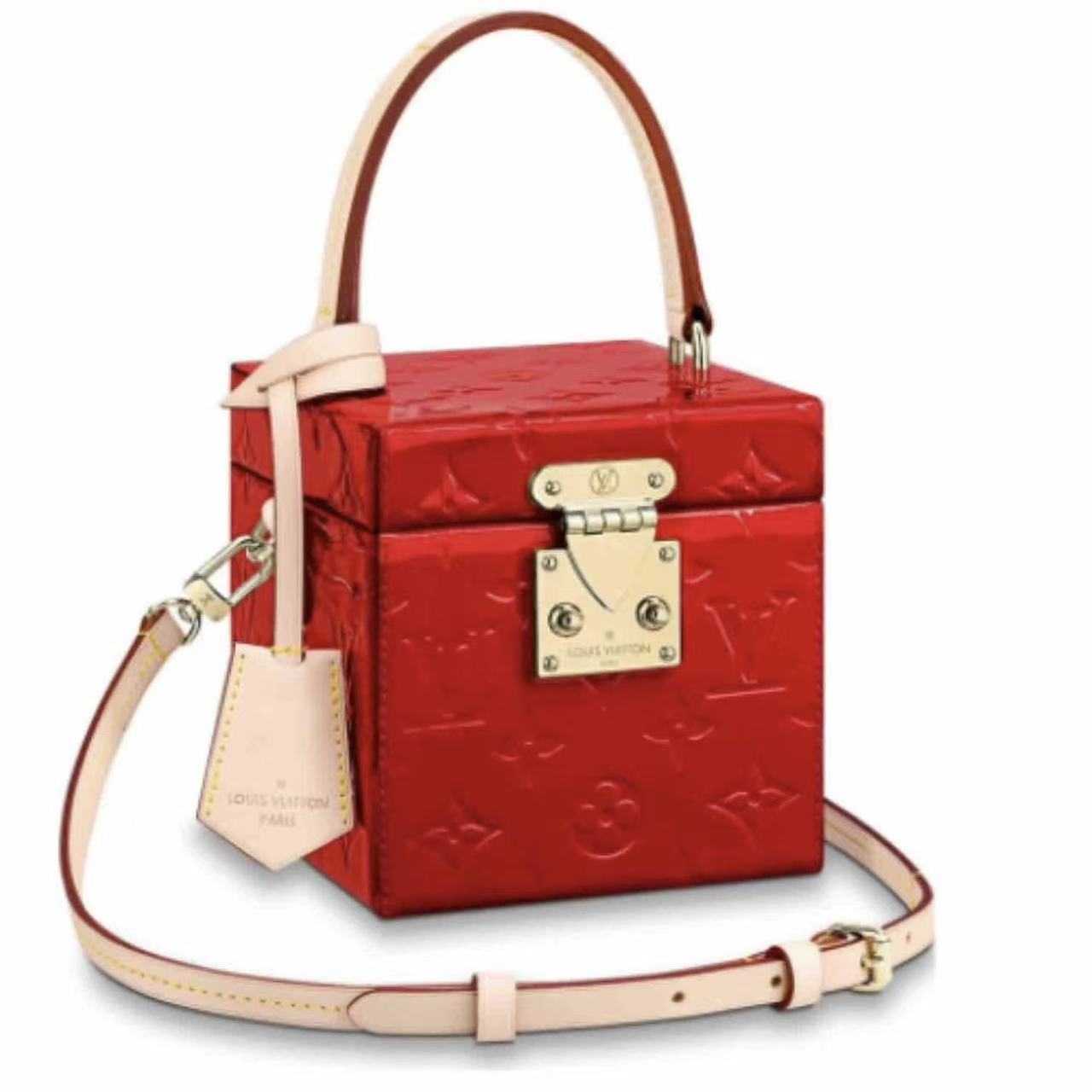 【#473】Pre-owned Louis Vuitton Bleecker Box Red MM Medium Size Patent Leather Shoulder Bag BJ1101904048 