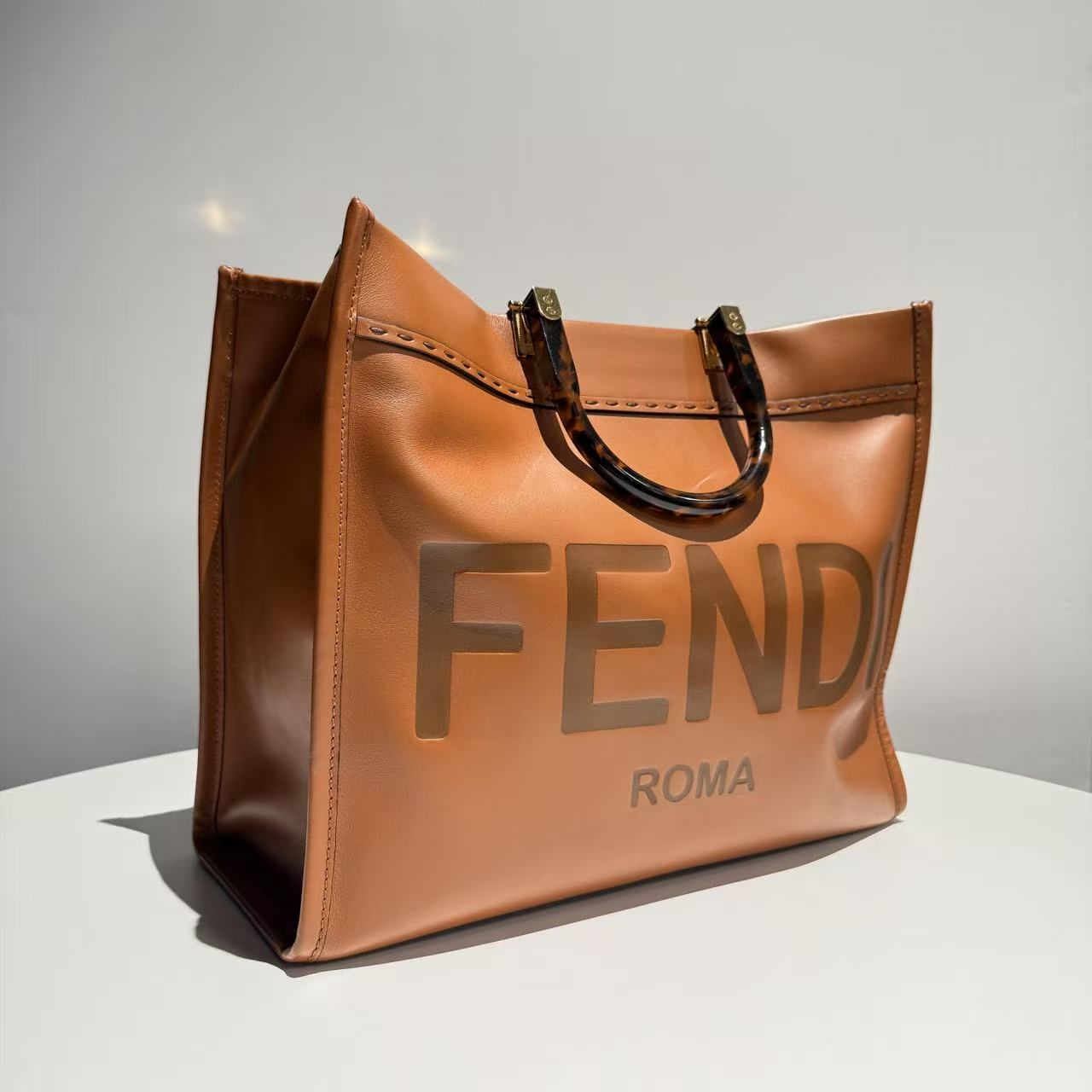【#509】Pre-owned FENDl Sunshine Brown Calfskin Tote Bags BJ1109904072