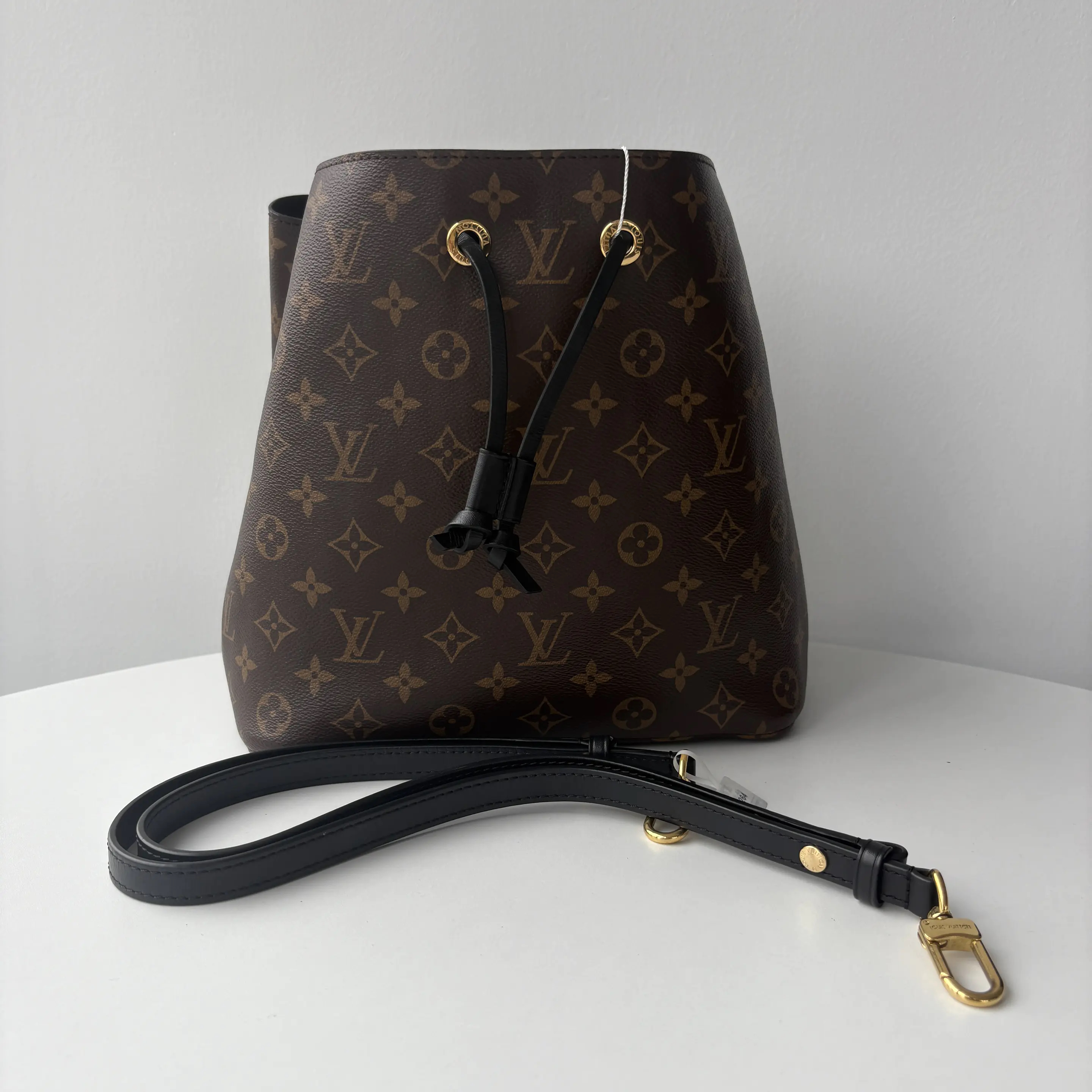 【#515】Pre-owned Louis Vuitton Neonoe Black Canvas Shoulder Bags BJ110MC04075 