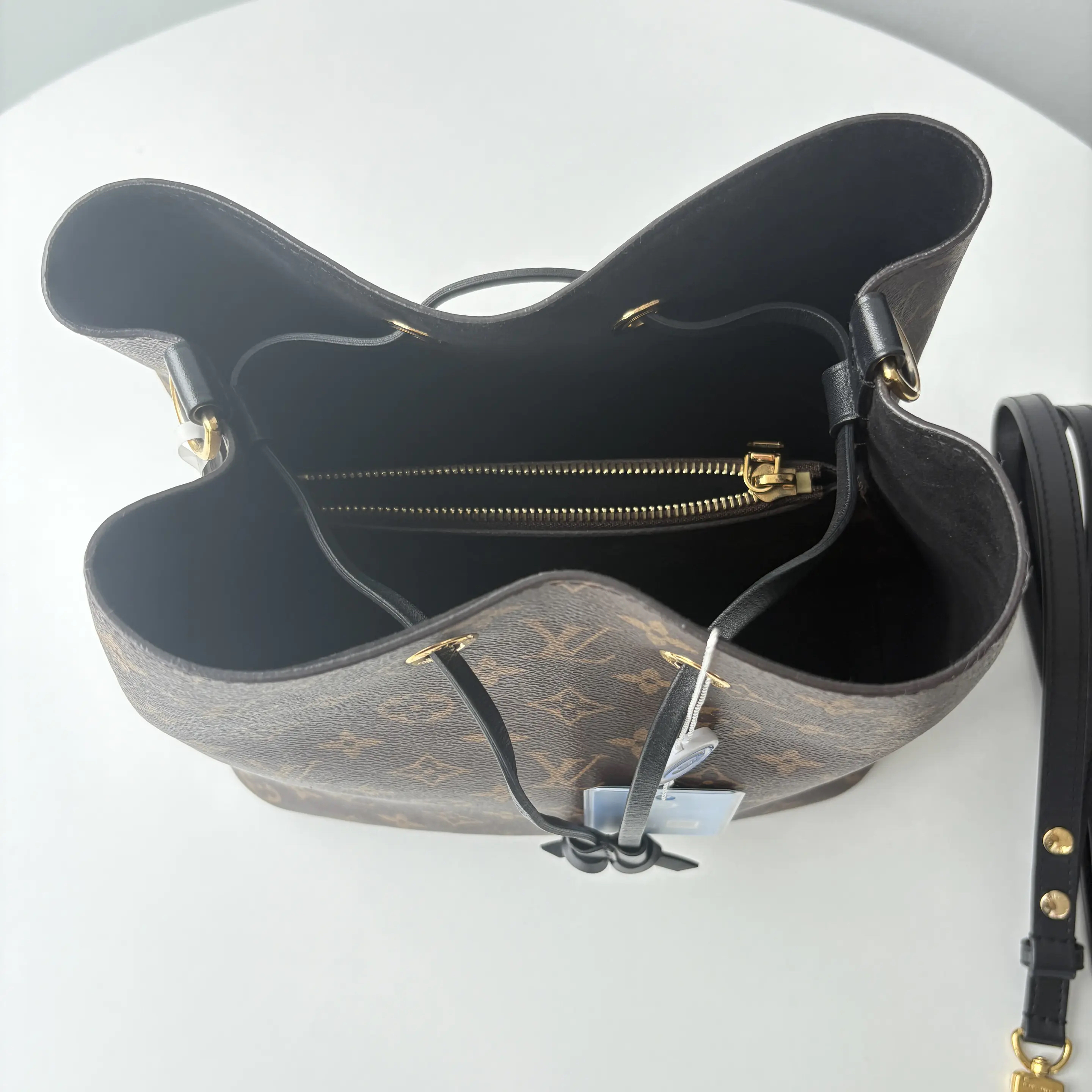 【#515】Pre-owned Louis Vuitton Neonoe Black Canvas Shoulder Bags BJ110MC04075 