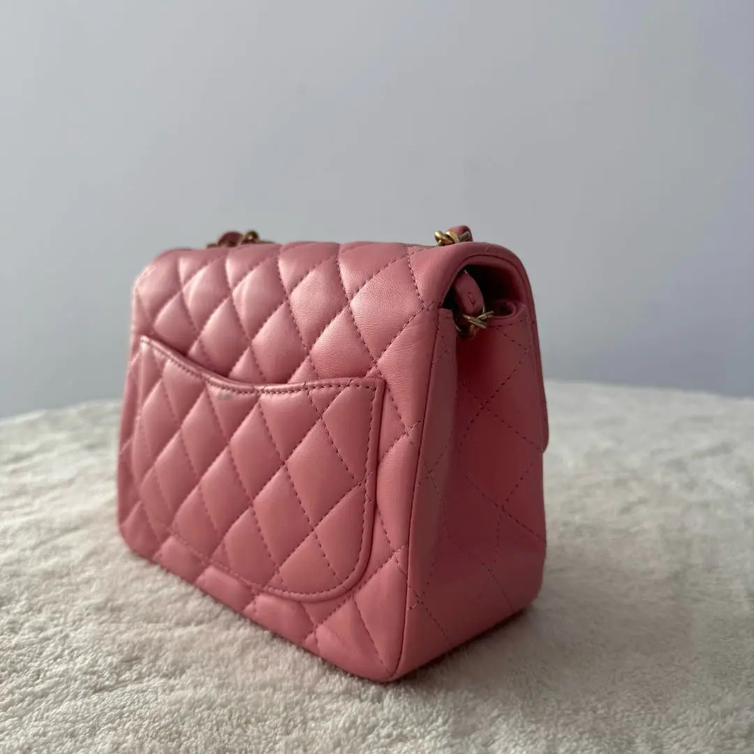 【#556】Pre-owned CHANEL Classic Flap Mini Pink Lambskin Shoulder Bag BJ11018&19050148 