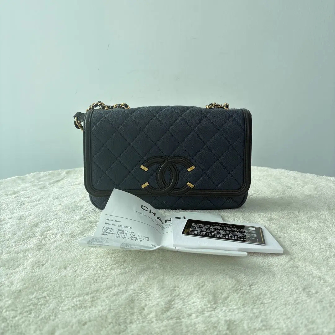 【#545】Pre-owned CHANEL Classic Flap Filigree Medium Size Caviar Calfskin Shoulder Bag BJ11017&18050136 