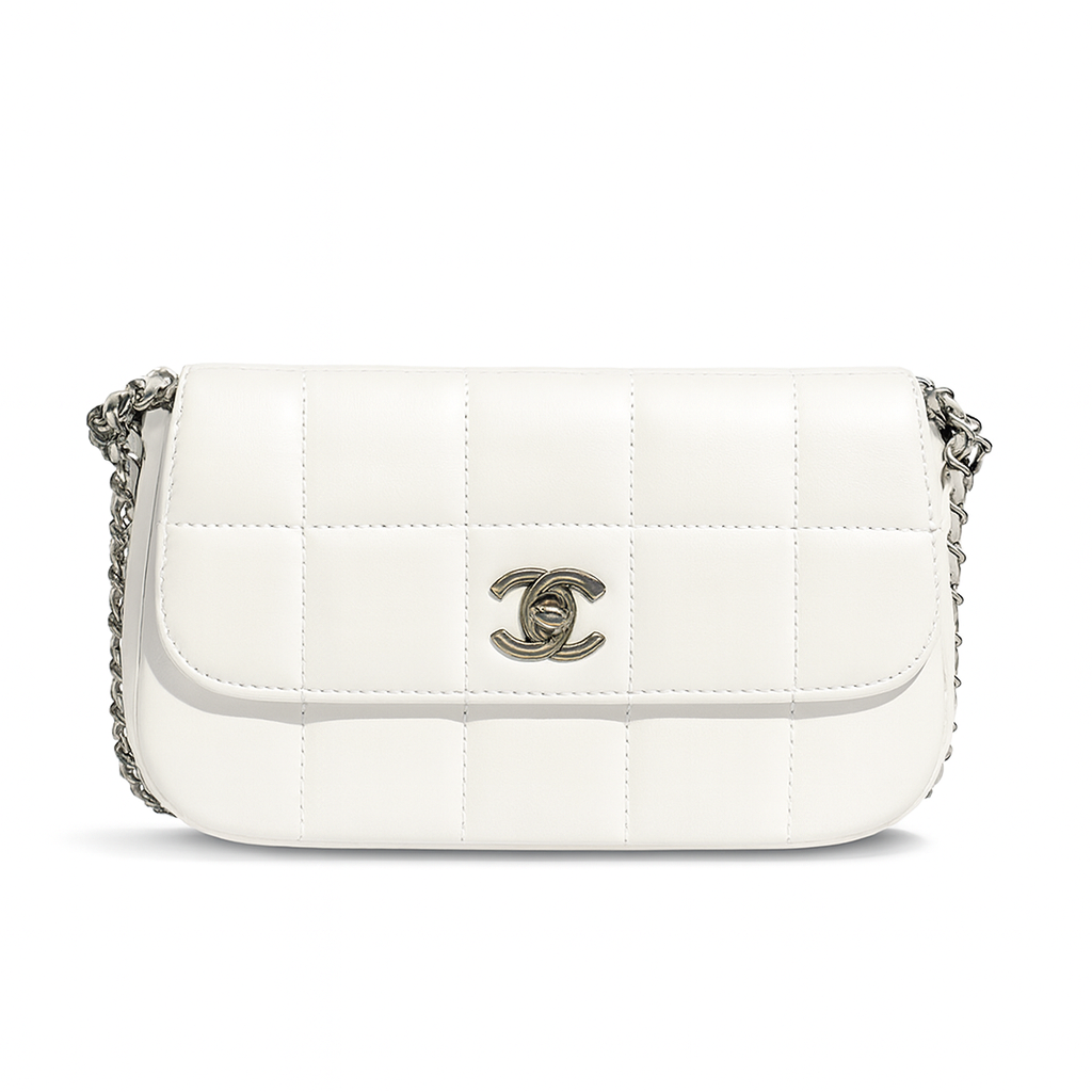 【#539】Pre-owned CHANEL Classic Flap White Lambskin Lambskin Shoulder Bag BJ11003&04050115 
