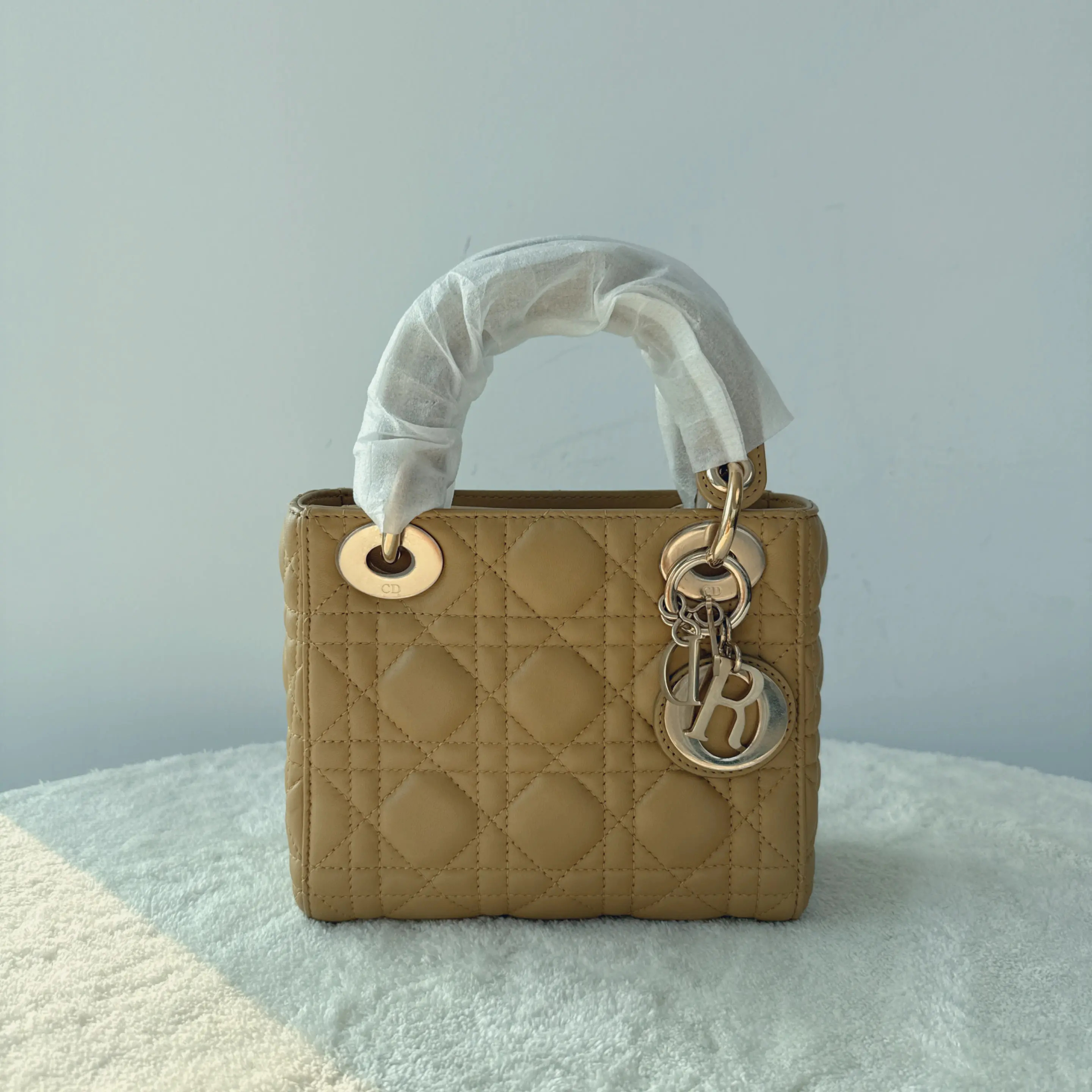 【#550】Pre-owned DlOR Lady Dior Mini Yellow Lambskin Shoulder Bag BJ11019050135 