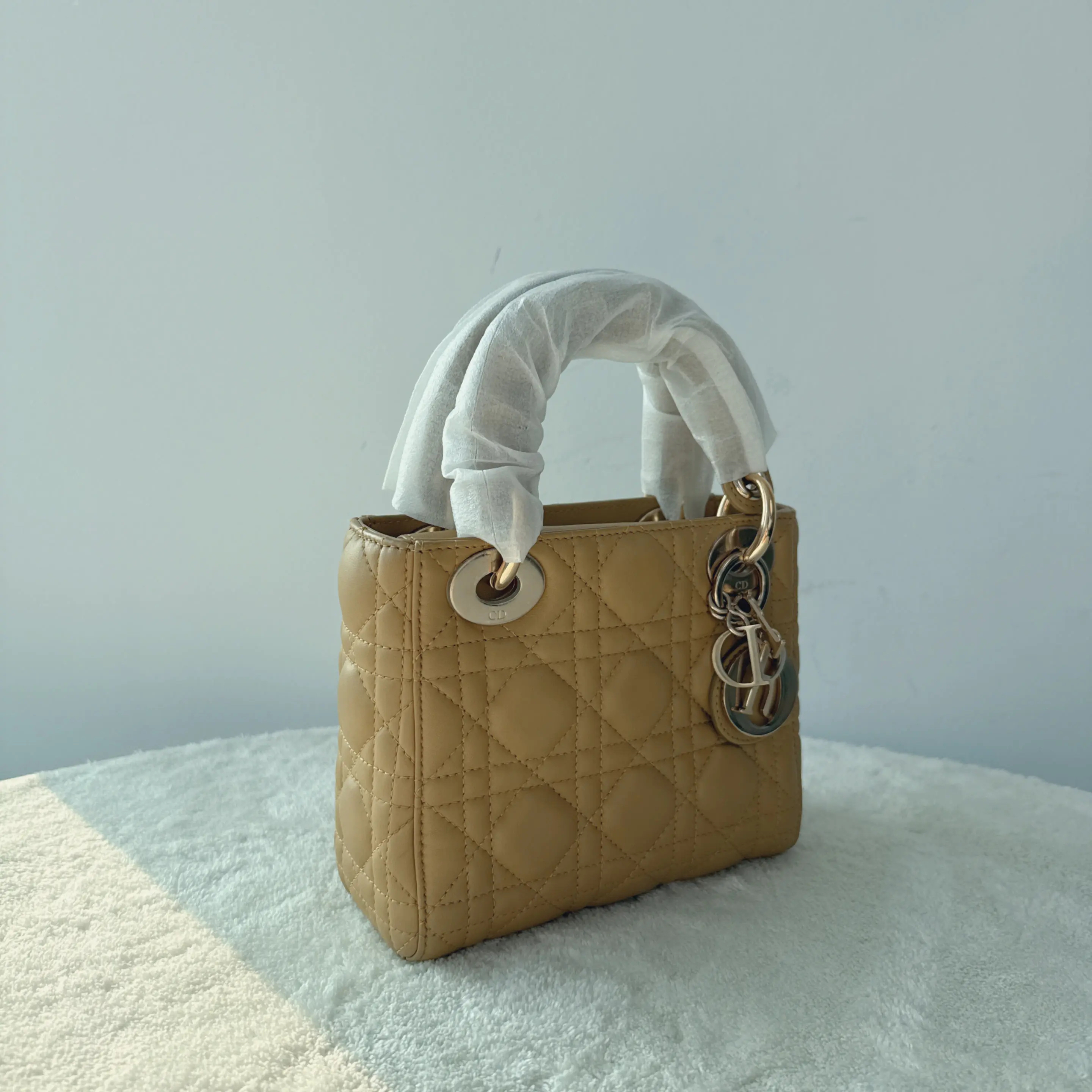 【#550】Pre-owned DlOR Lady Dior Mini Yellow Lambskin Shoulder Bag BJ11019050135 