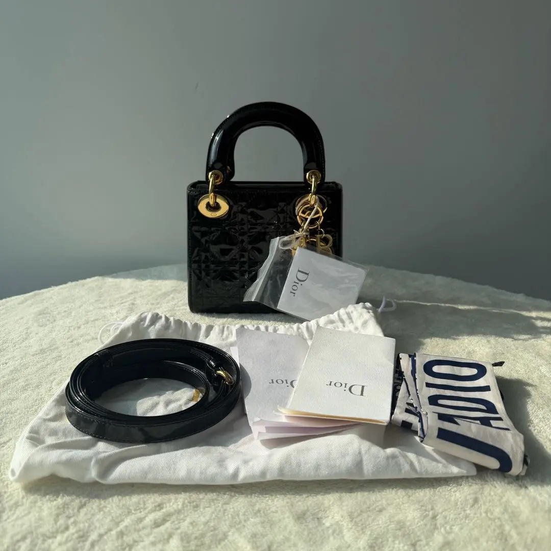 【#547】Pre-owned DlOR Lady Dior Mini Patent Leather Shoulder Bag BJ11015040135 