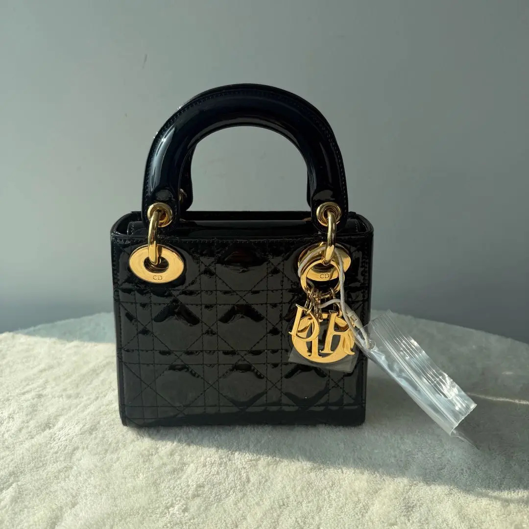 【#547】Pre-owned DlOR Lady Dior Mini Patent Leather Shoulder Bag BJ11015040135 