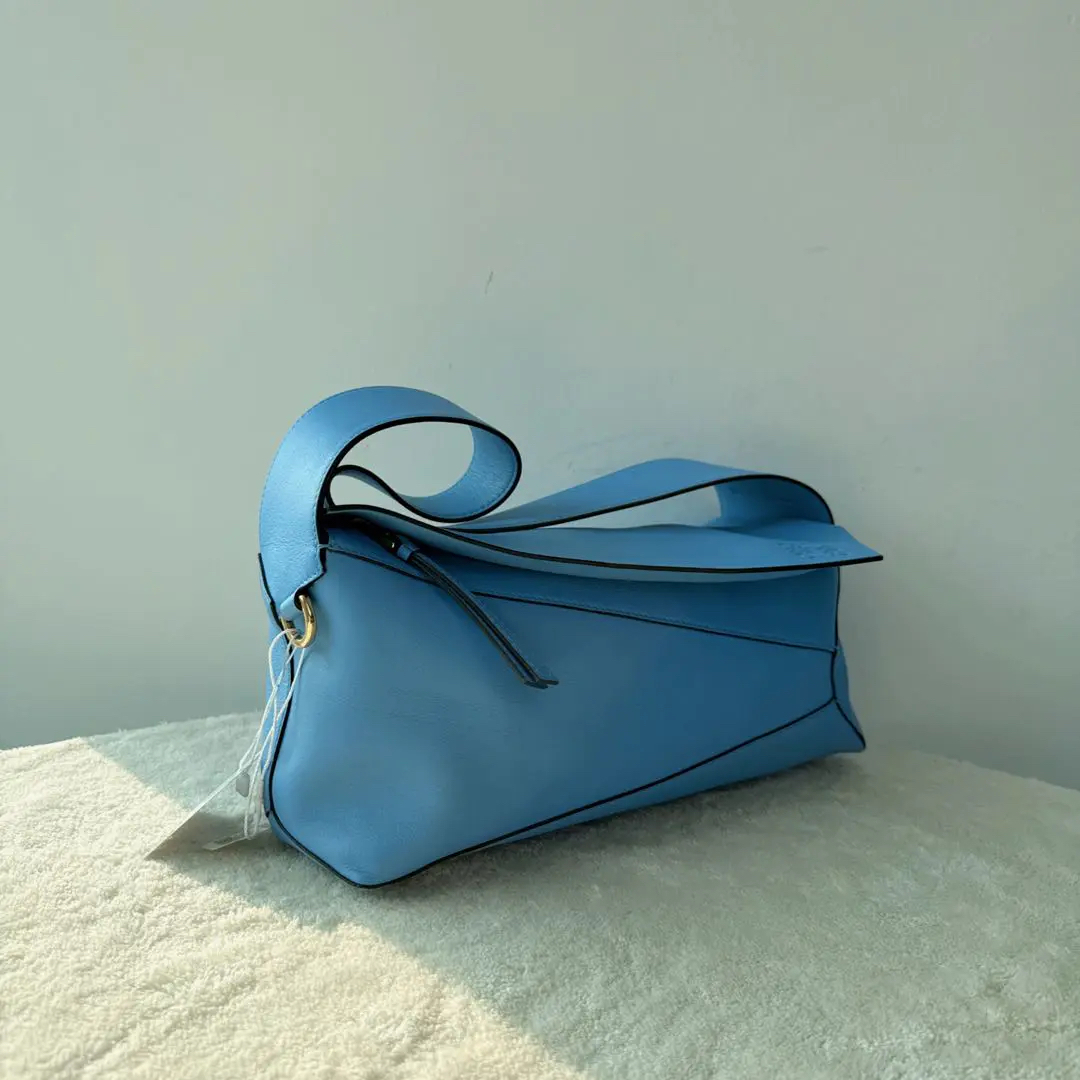 【#492】Pre-owned Loewe Puzzle Hobo Blue Calfskin Shoulder Bag BJ1102204058  
