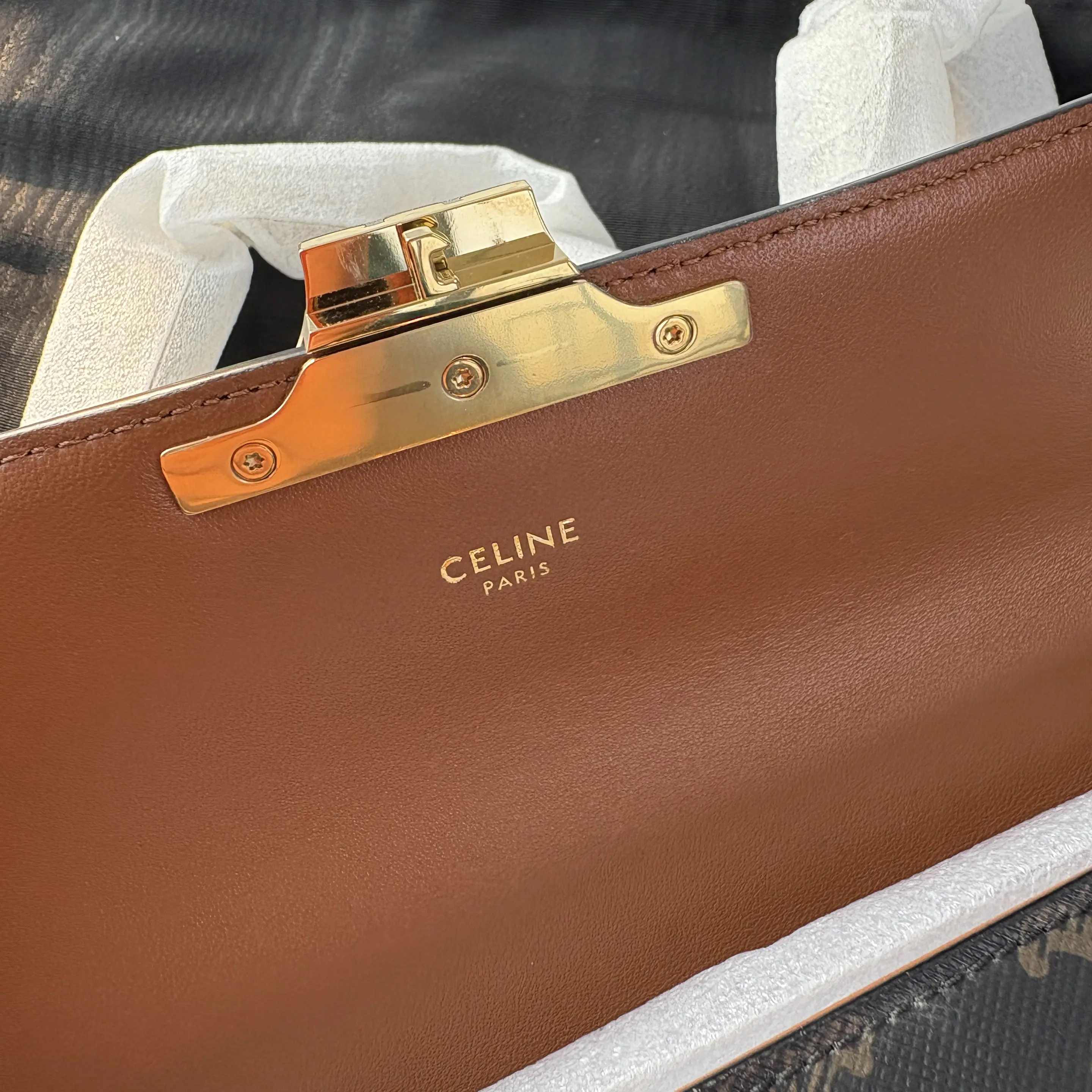 【#527】 Pre-owned Celine Triomphe Claude Monogram Gold Hardware Calfskin Shoulder Bag BJ110990409