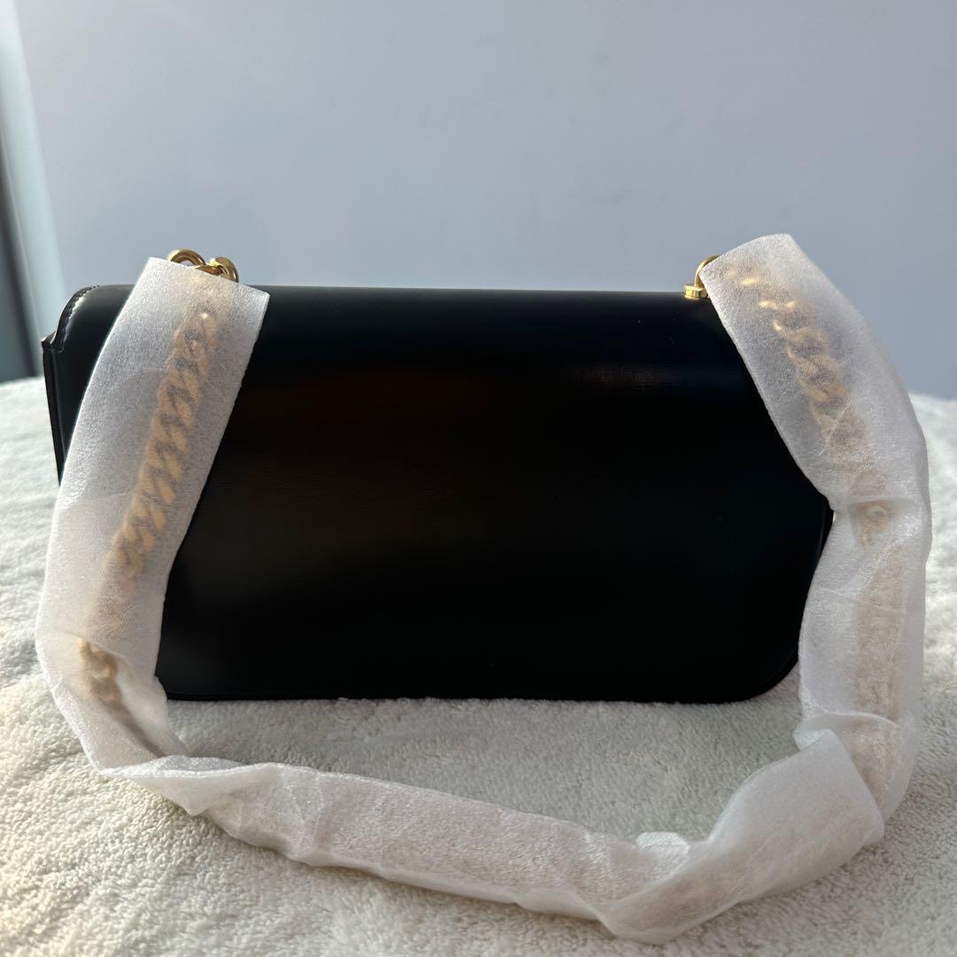 【#526】Pre-owned Celine Triomphe Cladue Black Calfskin Shouler Bag  BJ110990409 