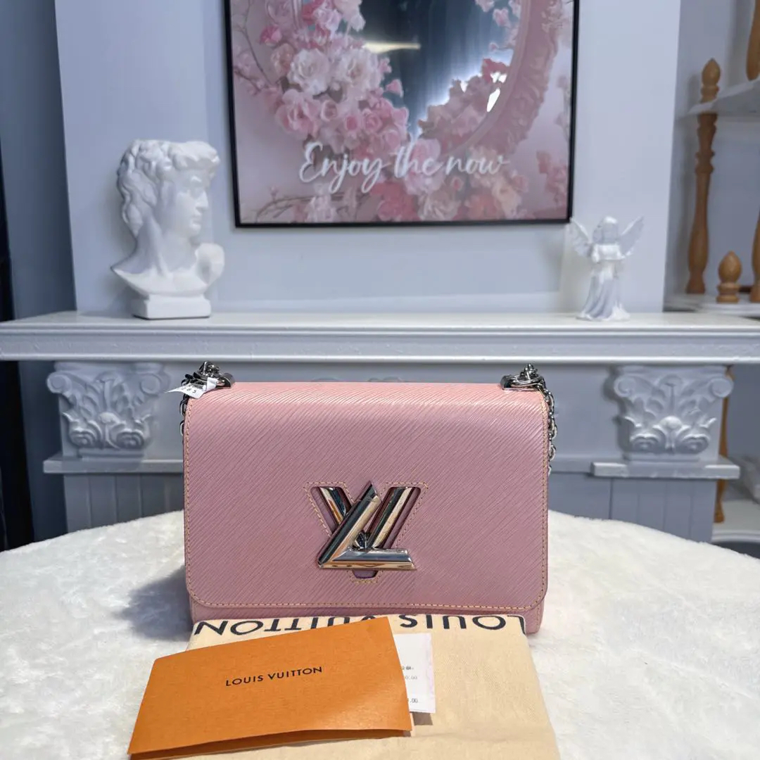【#582】Pre-owned Louis Vuitton Twist Pink Calfskin Shoulder Bag BJ110180407