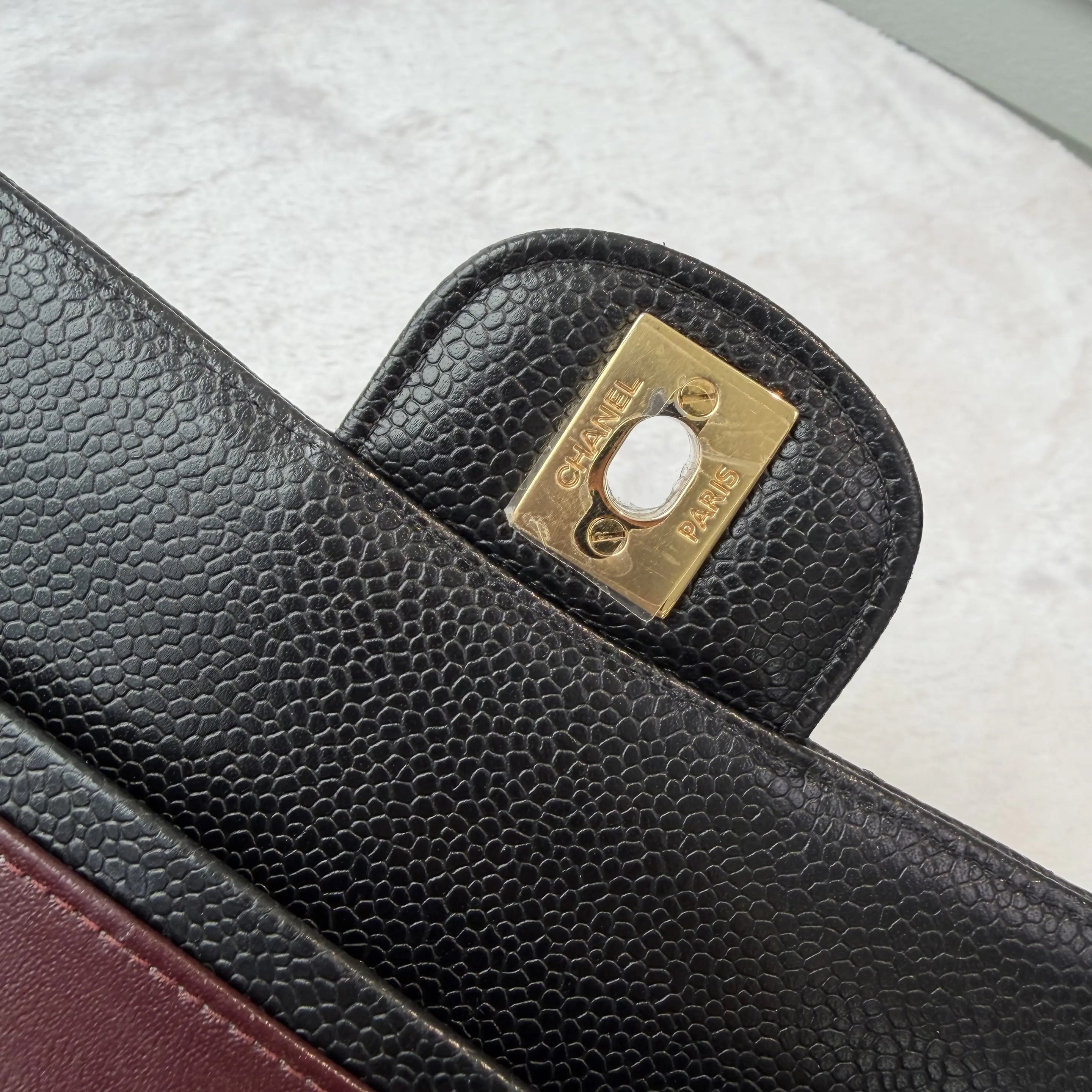 【#584】Pre-owned Chanel Classic Flap Black Caviar Calfskin Shoulder Bag BJ1109905041