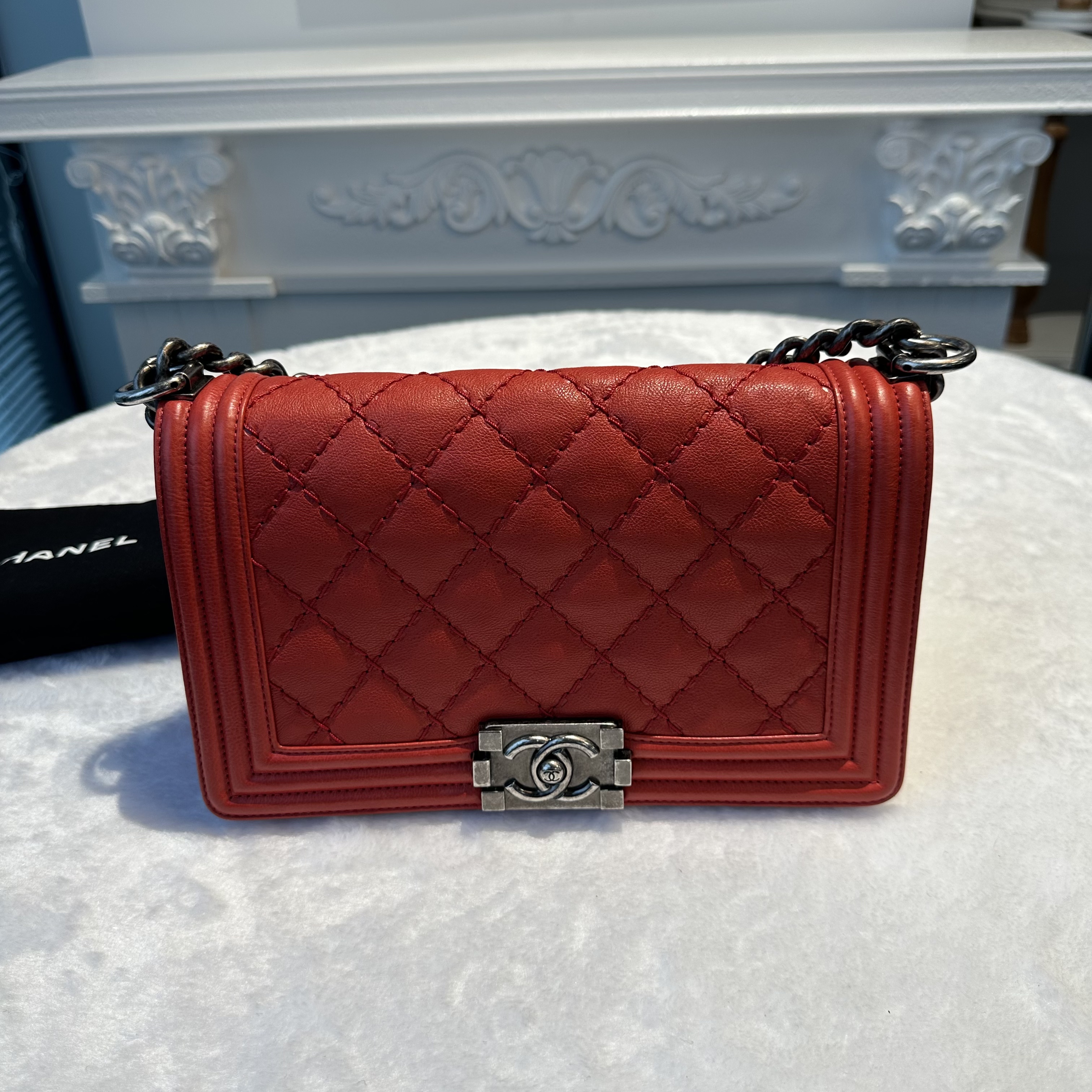 【#769】Pre-owned Chanel Leboy Red Calfskin Shoulder Bag BJ1101516050115