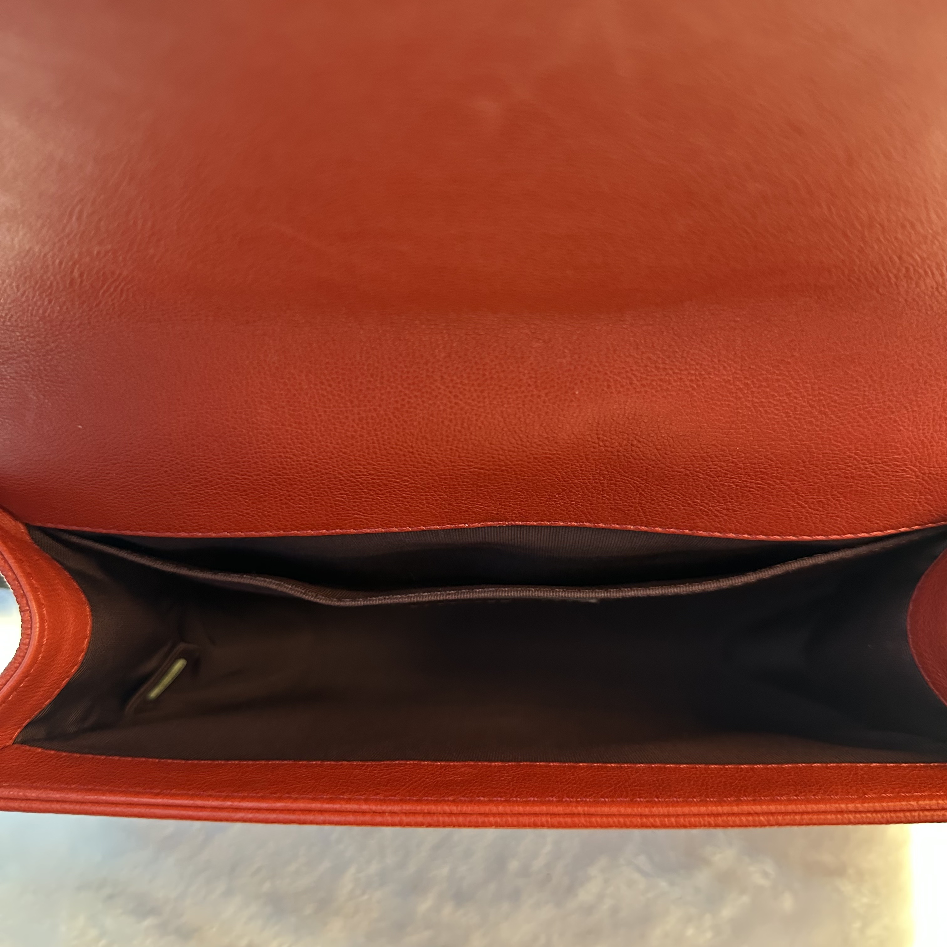 【#769】Pre-owned Chanel Leboy Red Calfskin Shoulder Bag BJ1101516050115