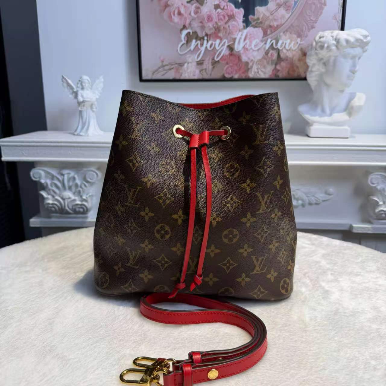 【#799】Pre-owned Louis Vuitton Neonoe Red MM Size Canvas Tote Bags BJ1102004068 【Deposits 100$】【Installments #1 100$/1200$】