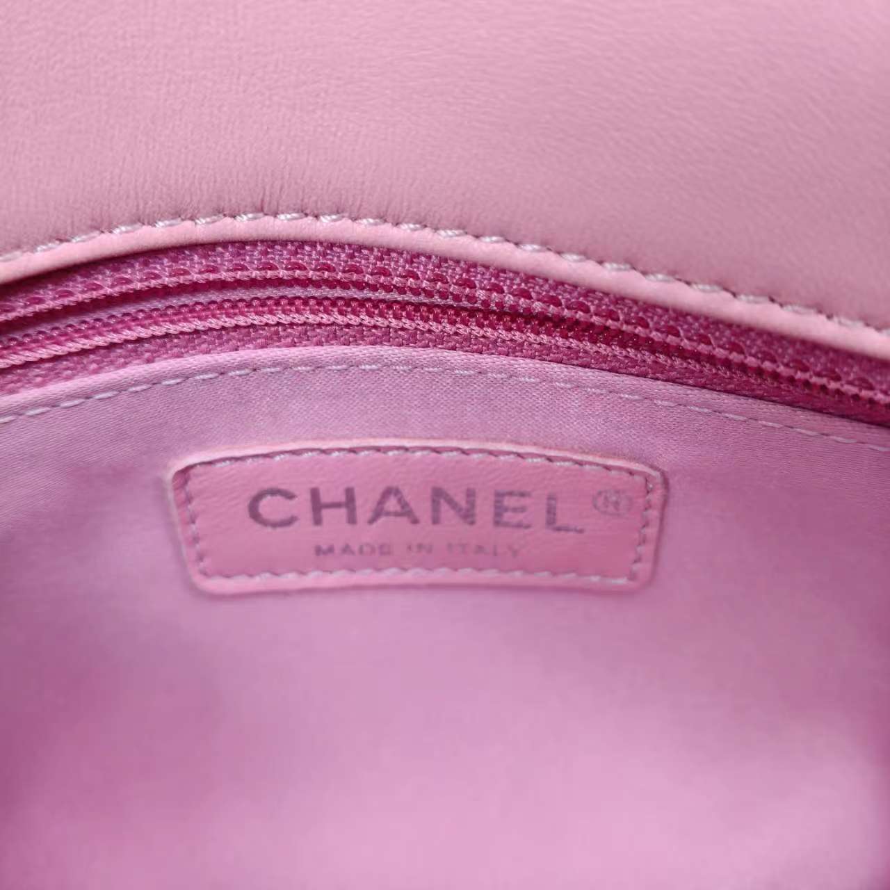 【#747】Pre-owend Chanel Classic Flap Pink Calfskin Medium Shoulder Bag BJ11015&16050155