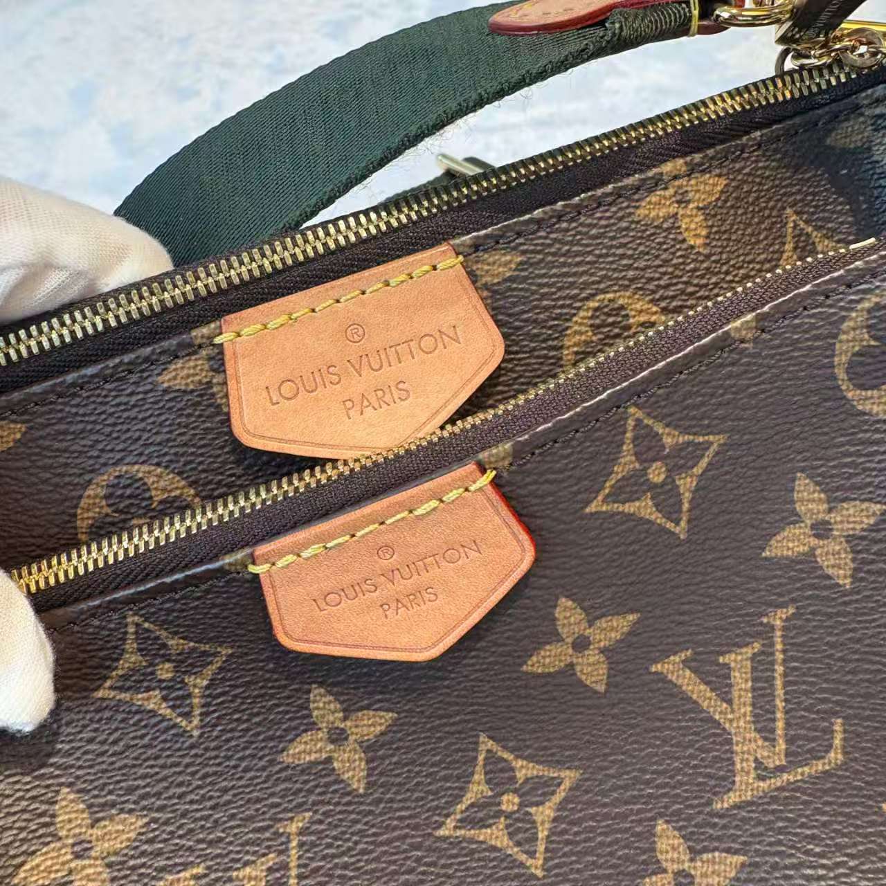 【#723】Pre-owned Louis Vuitton Multi Pochette Accessories  Monogram Greenstrap Calfskin Shoulder Bag BJ110MC04085