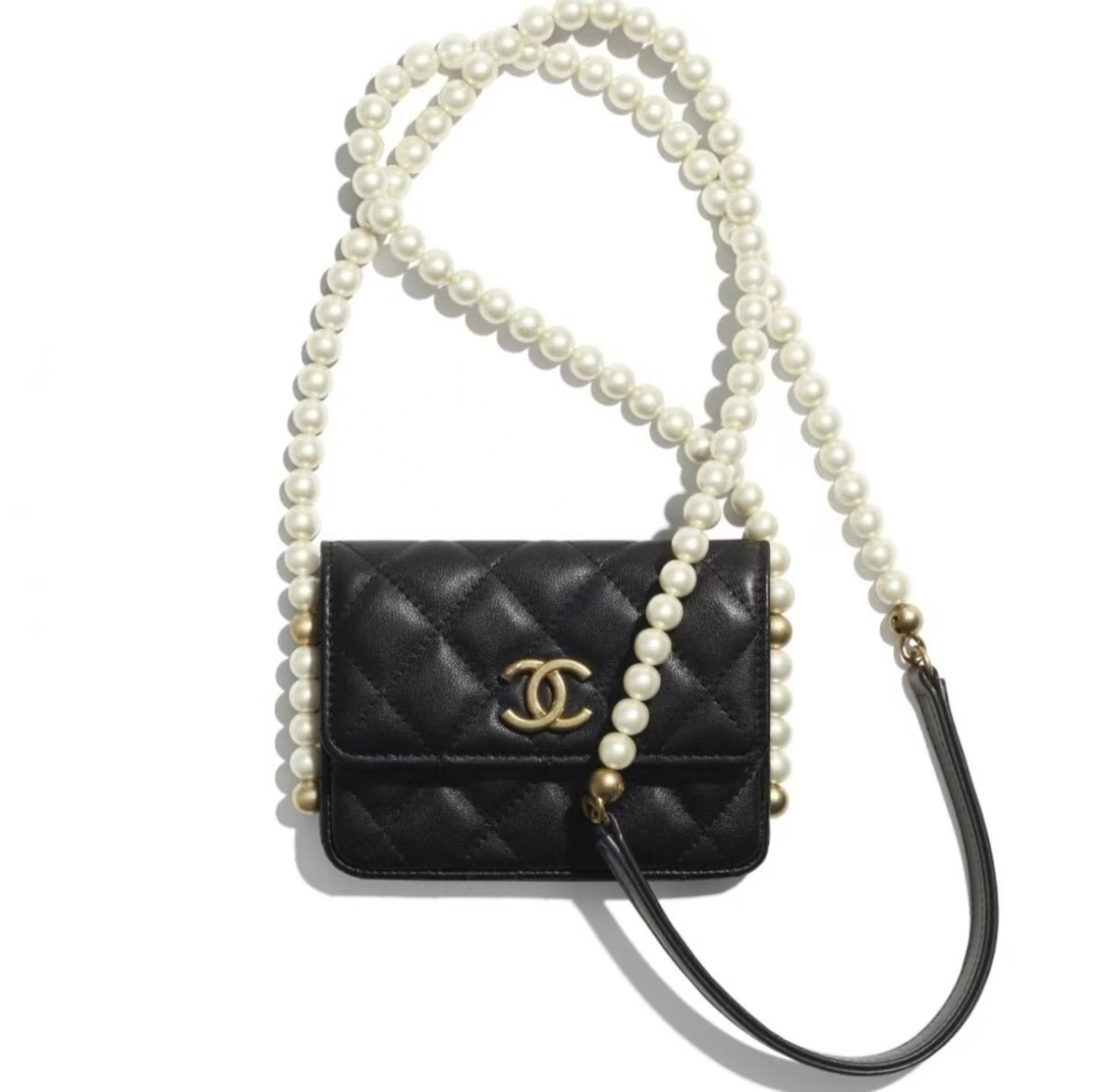 【#668】Pre-owned Chanel WOC Lambskin Mini Golden Hardware Crossbody Bag BJ1102104075