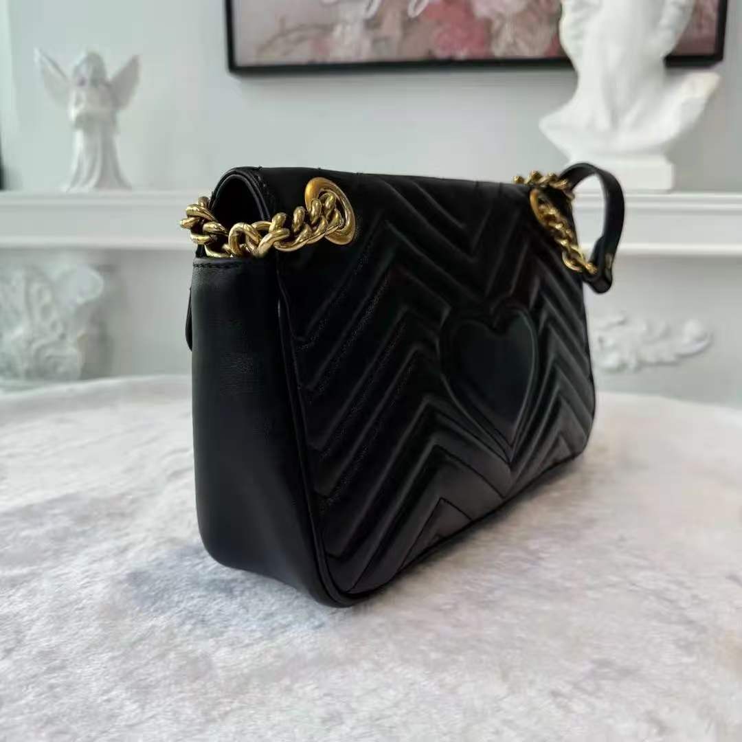 【#493】Pre-owned Gucci Marmont 26 Medium Size Calfskin Shoulder Bags BJ1101504060