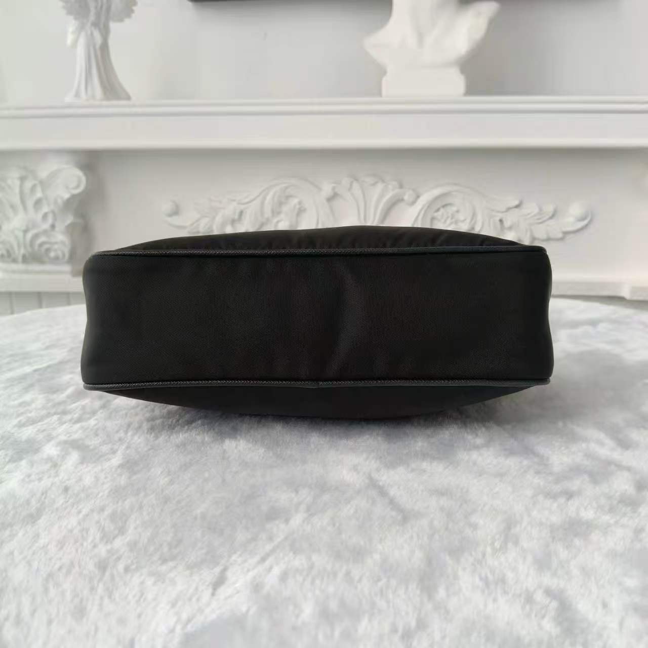 【#761】Pre-owned Prada Re-Edition Mini Nylon Black Shoulder Bag BJ1109904052