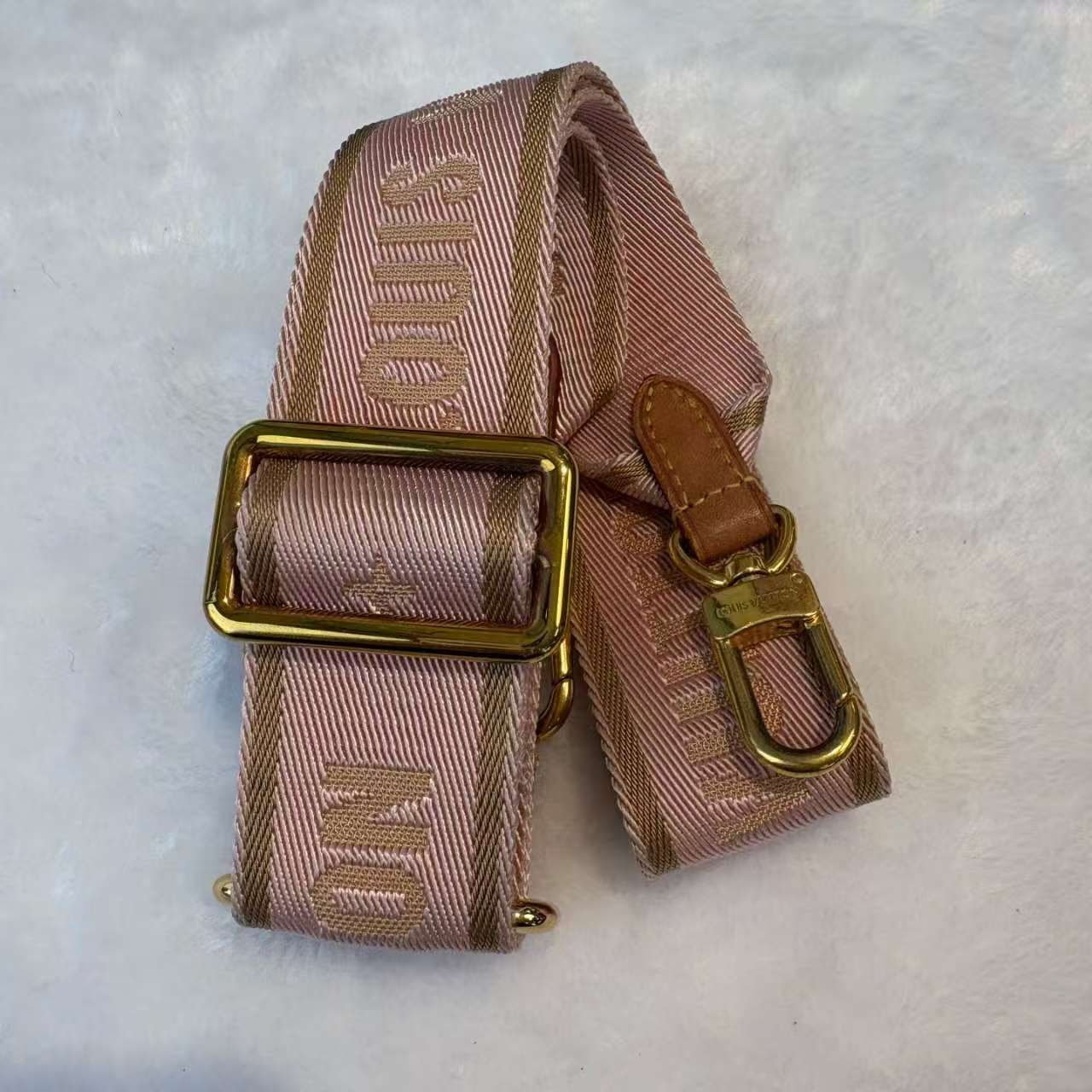 【#724】Pre-owned Louis Vuitton Multi Pochette Accessories  Monogram Pinkstrap Calfskin Shoulder Bag BJ1102104078