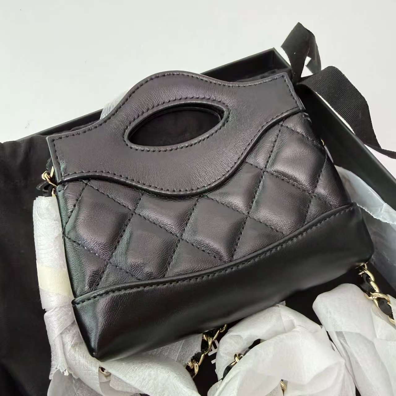 【#812】Pre-owned Chanel 31 Bag Black HandBag BJ110MC050138