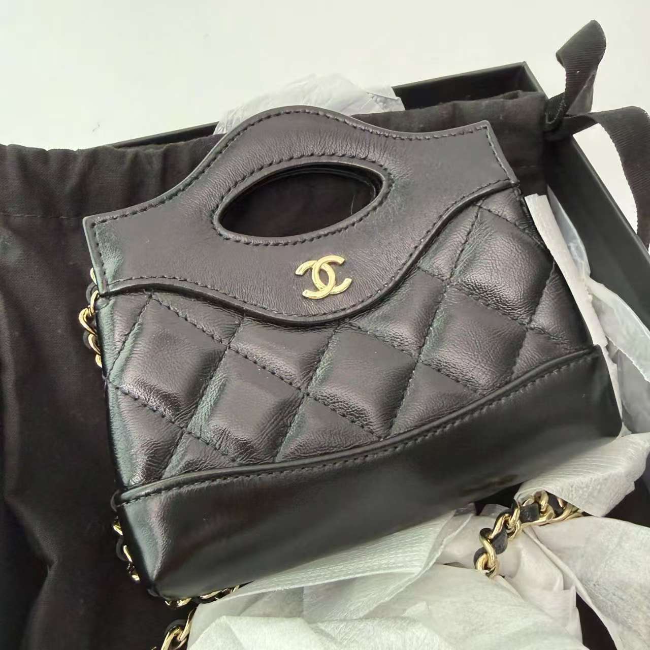 【#812】Pre-owned Chanel 31 Bag Black HandBag BJ110MC050138