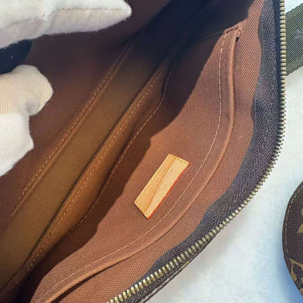 【#723】Pre-owned Louis Vuitton Multi Pochette Accessories  Monogram Greenstrap Calfskin Shoulder Bag BJ110MC04085