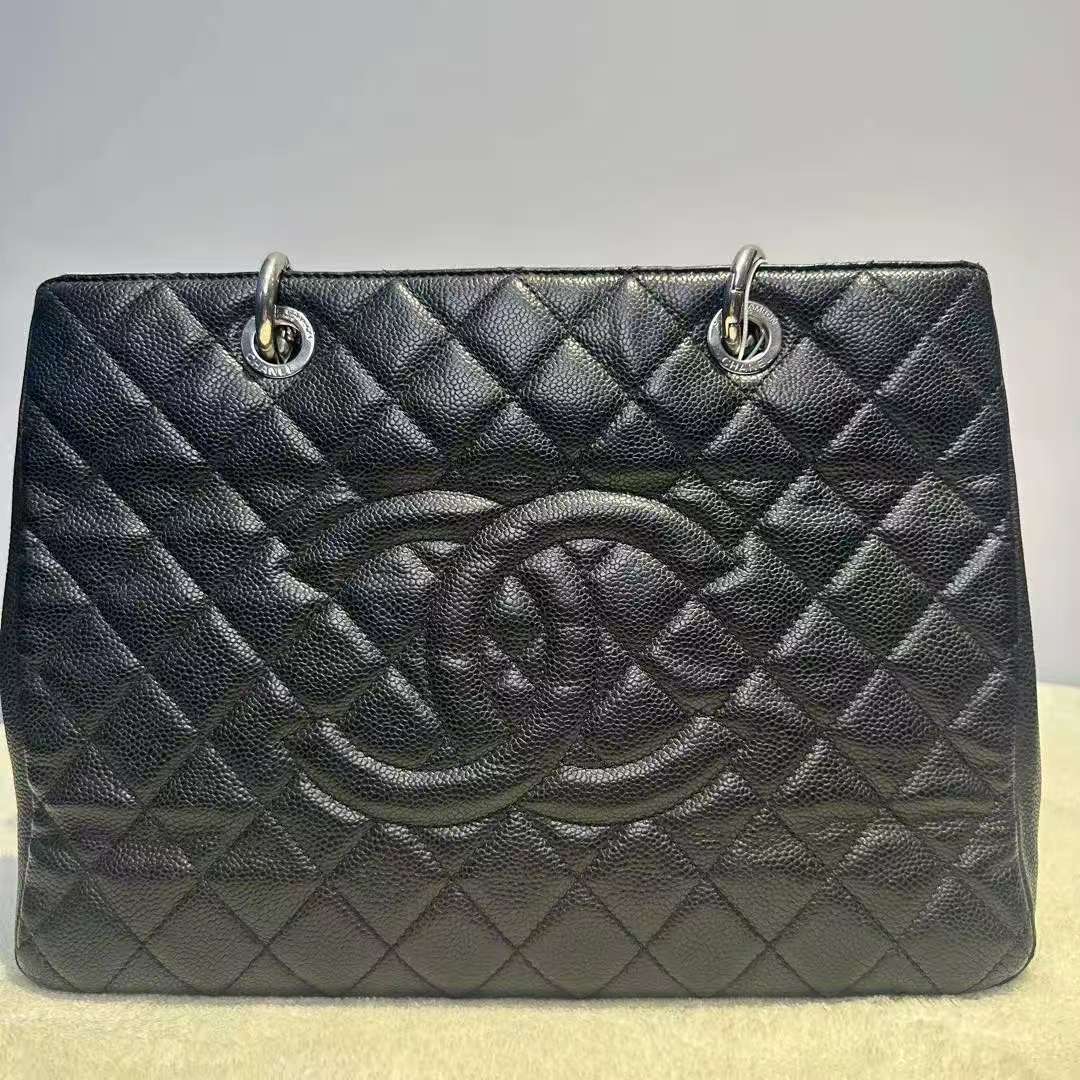 【#553】Pre-owned CHANEL Grand Shopping Tote Calfskin Black Tote  BJ11011050145